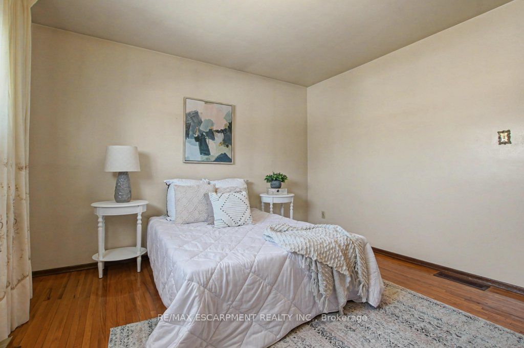 18 Ridley Drive Property Photo 22