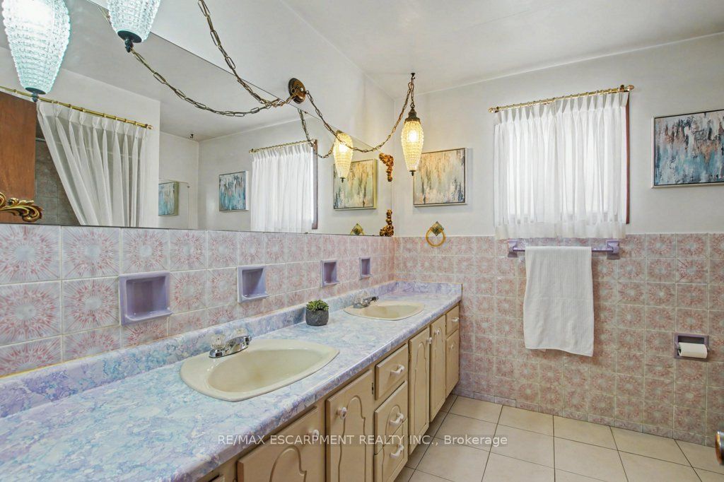 18 Ridley Drive Property Photo 23