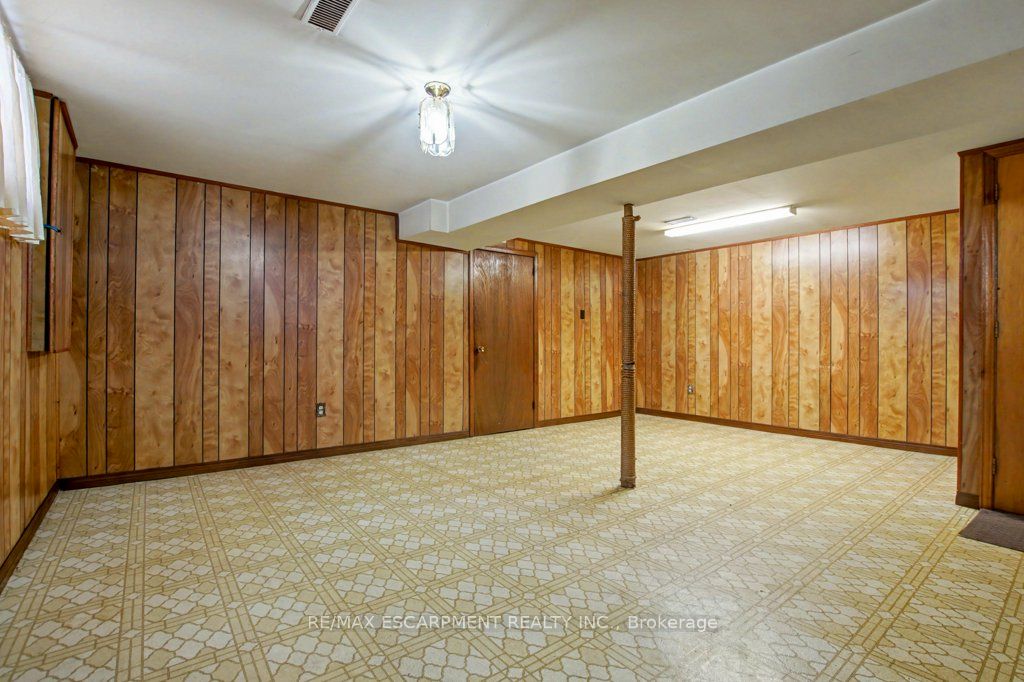 18 Ridley Drive Property Photo 33
