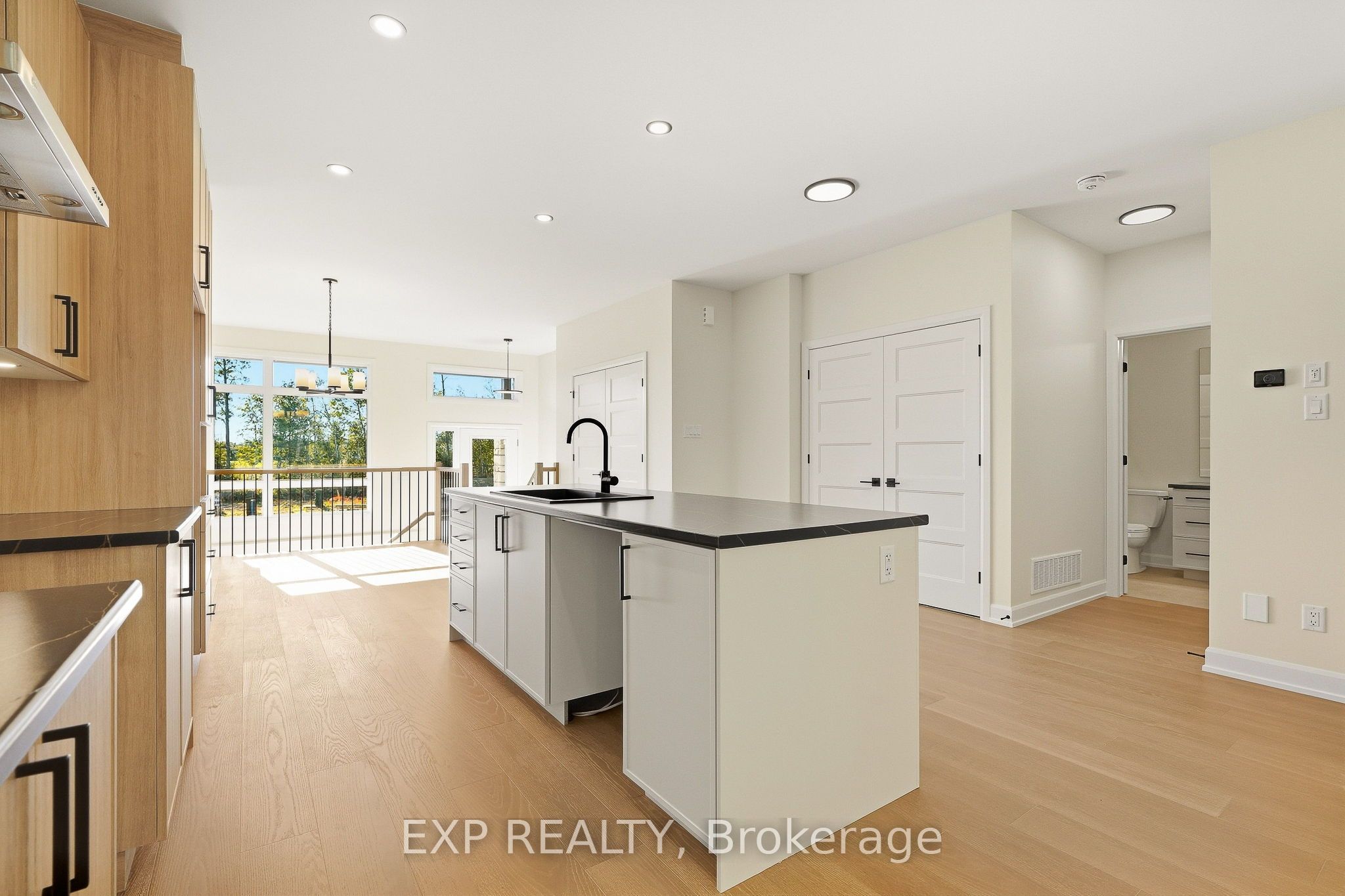54 Hughes Circle Property Photo 9