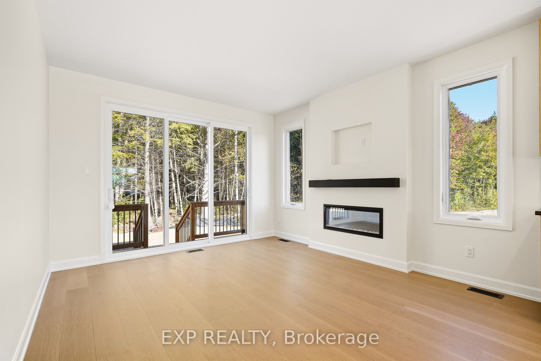 54 Hughes Circle Property Photo 11