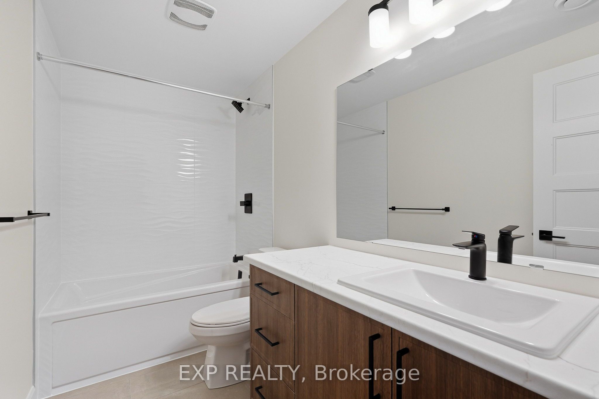 54 Hughes Circle Property Photo 21