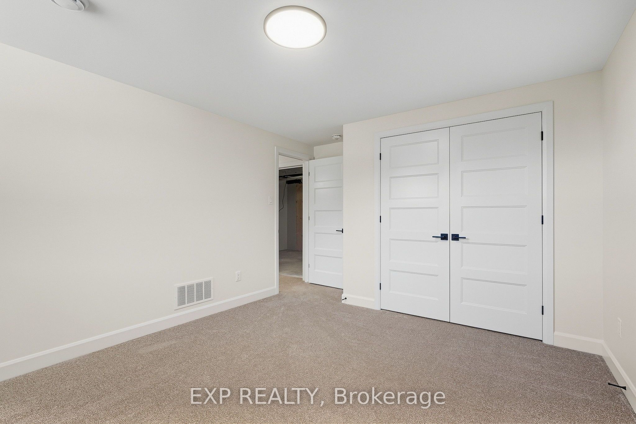 54 Hughes Circle Property Photo 23