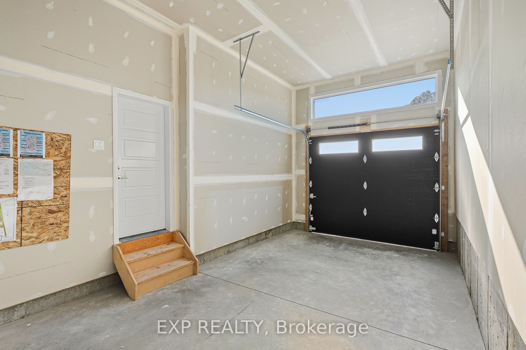 54 Hughes Circle Property Photo 25