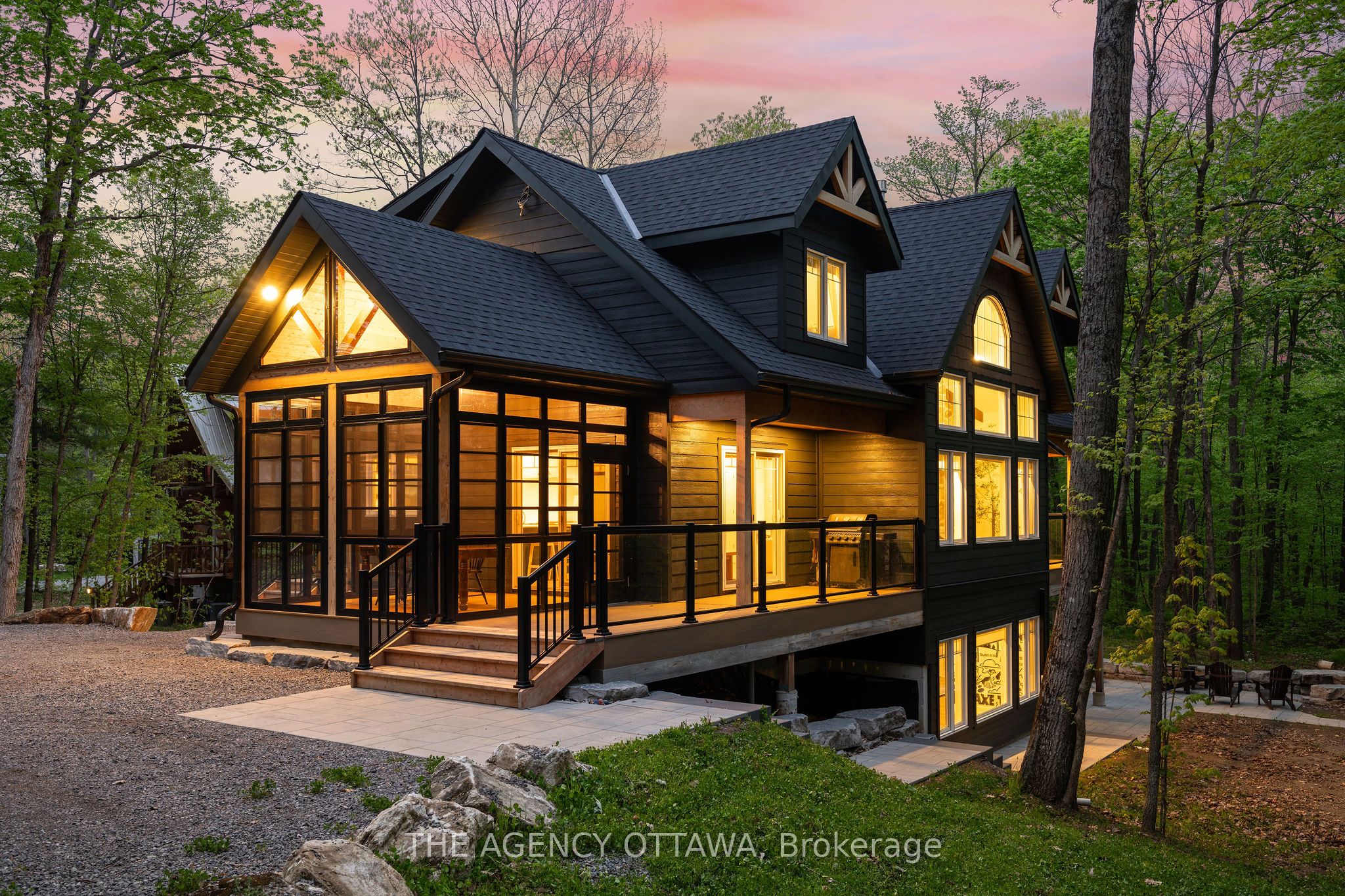 36 Crestview Drive Property Photo 1