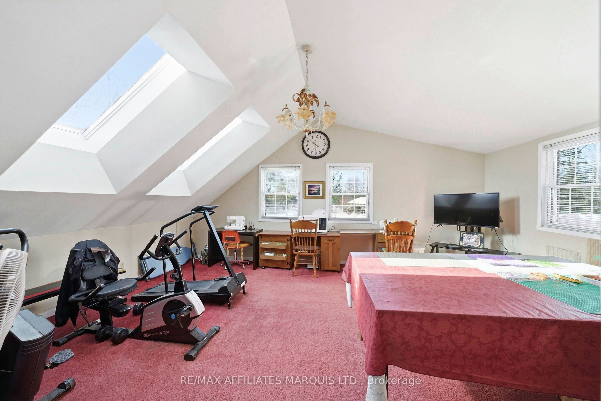 16985 Headline Road Property Photo 35