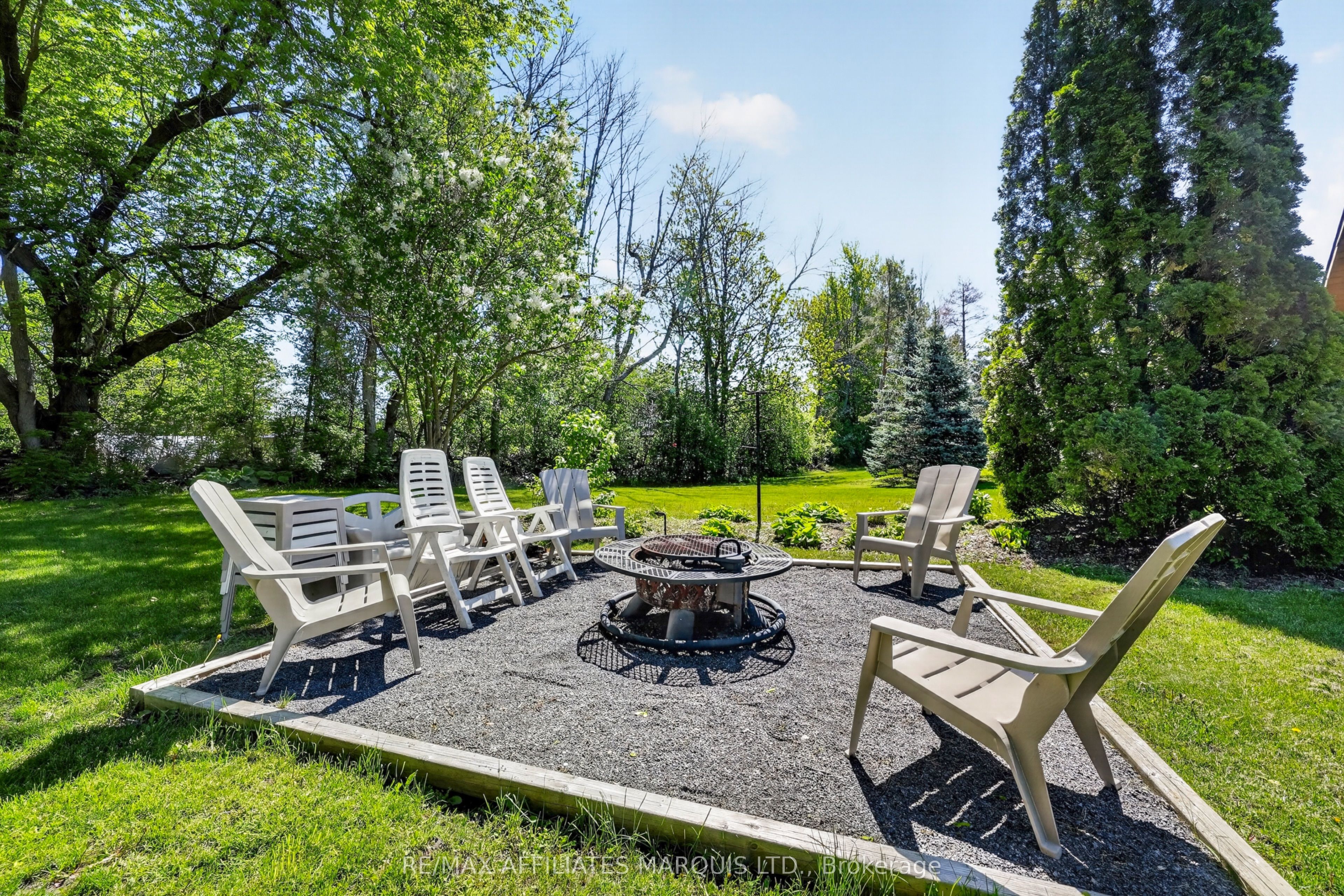 16985 Headline Road Property Photo 43