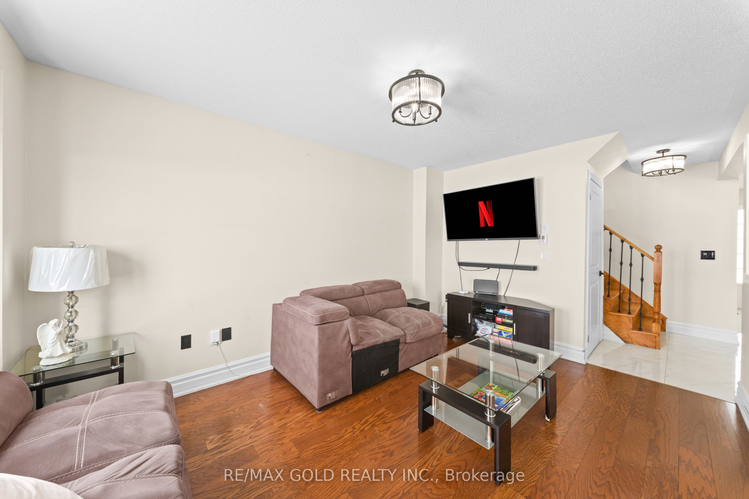 69 Todd Crescent Property Photo 21