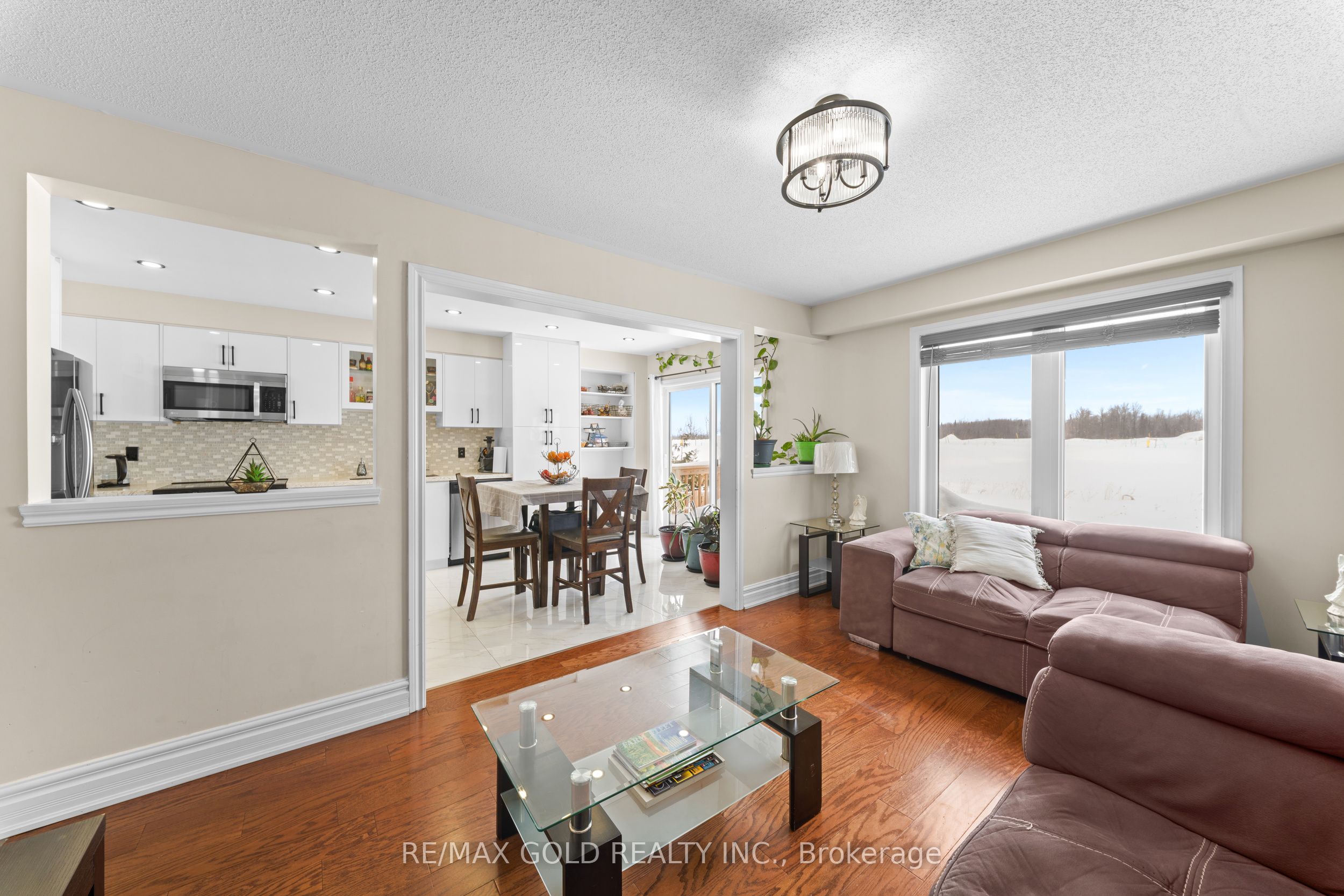 69 Todd Crescent Property Photo 23