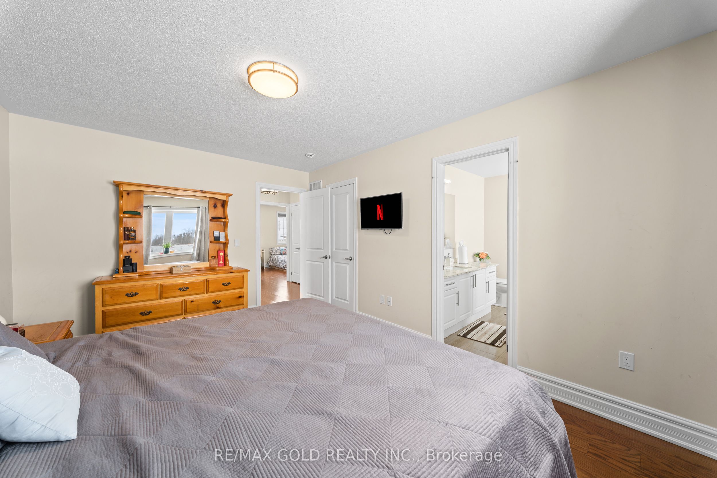 69 Todd Crescent Property Photo 30