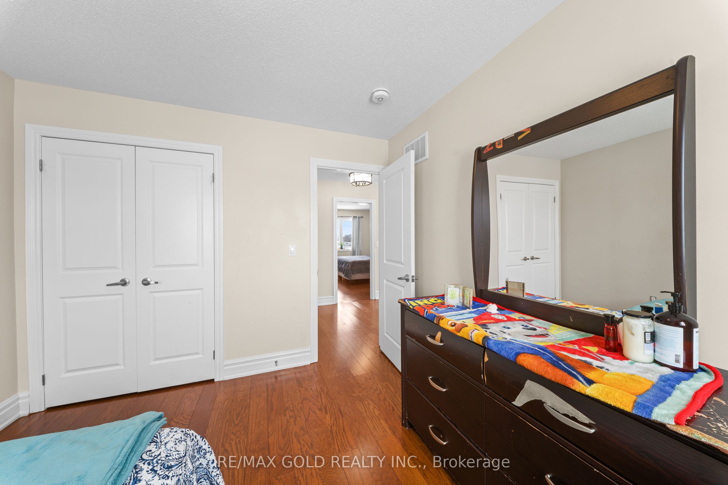 69 Todd Crescent Property Photo 38
