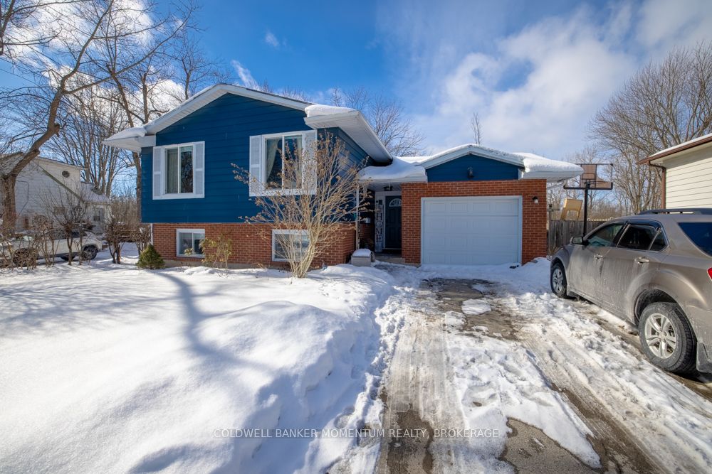 1145 Pettit Road Property Photo 1