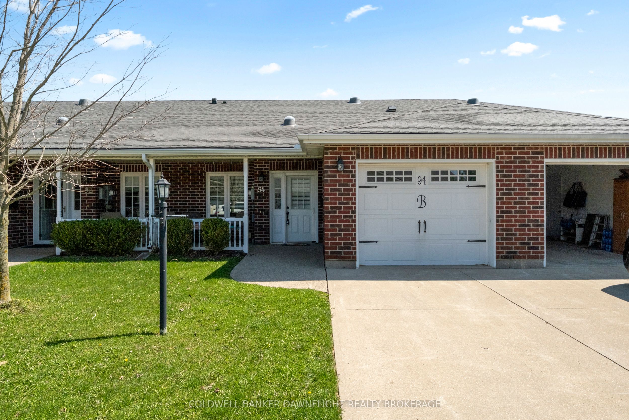 94 Redford Drive Property Photo 1