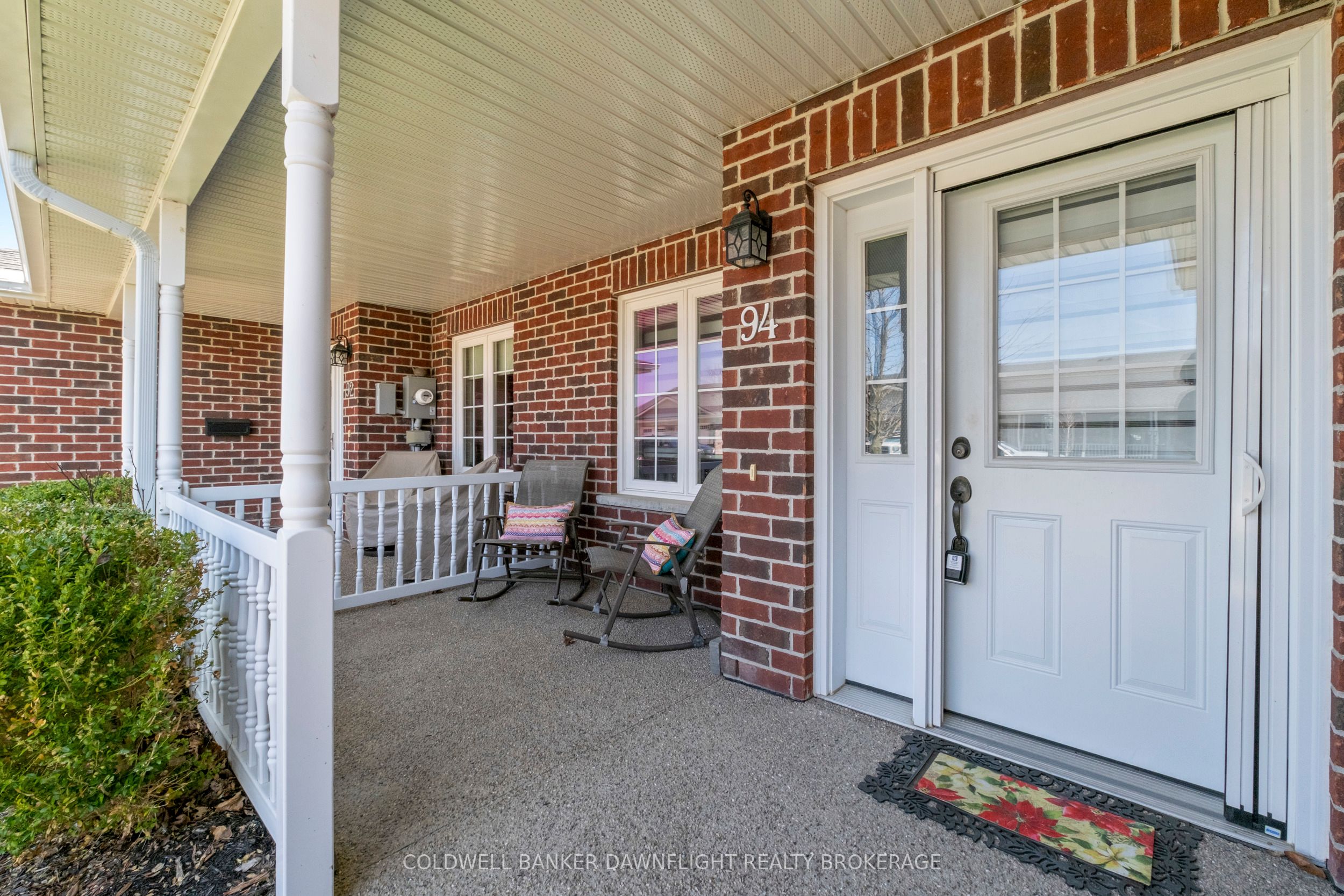 94 Redford Drive Property Photo 3