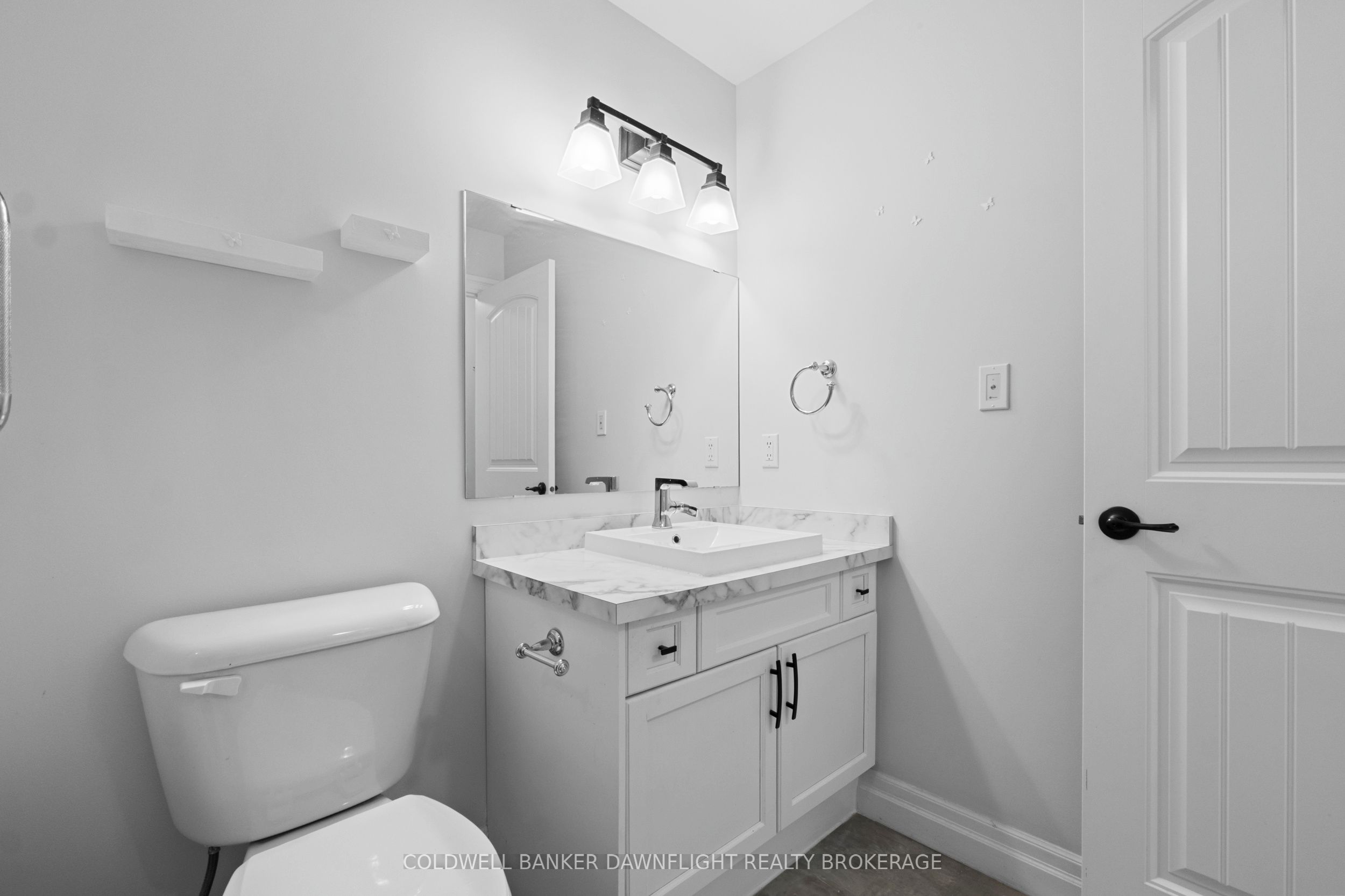 94 Redford Drive Property Photo 14