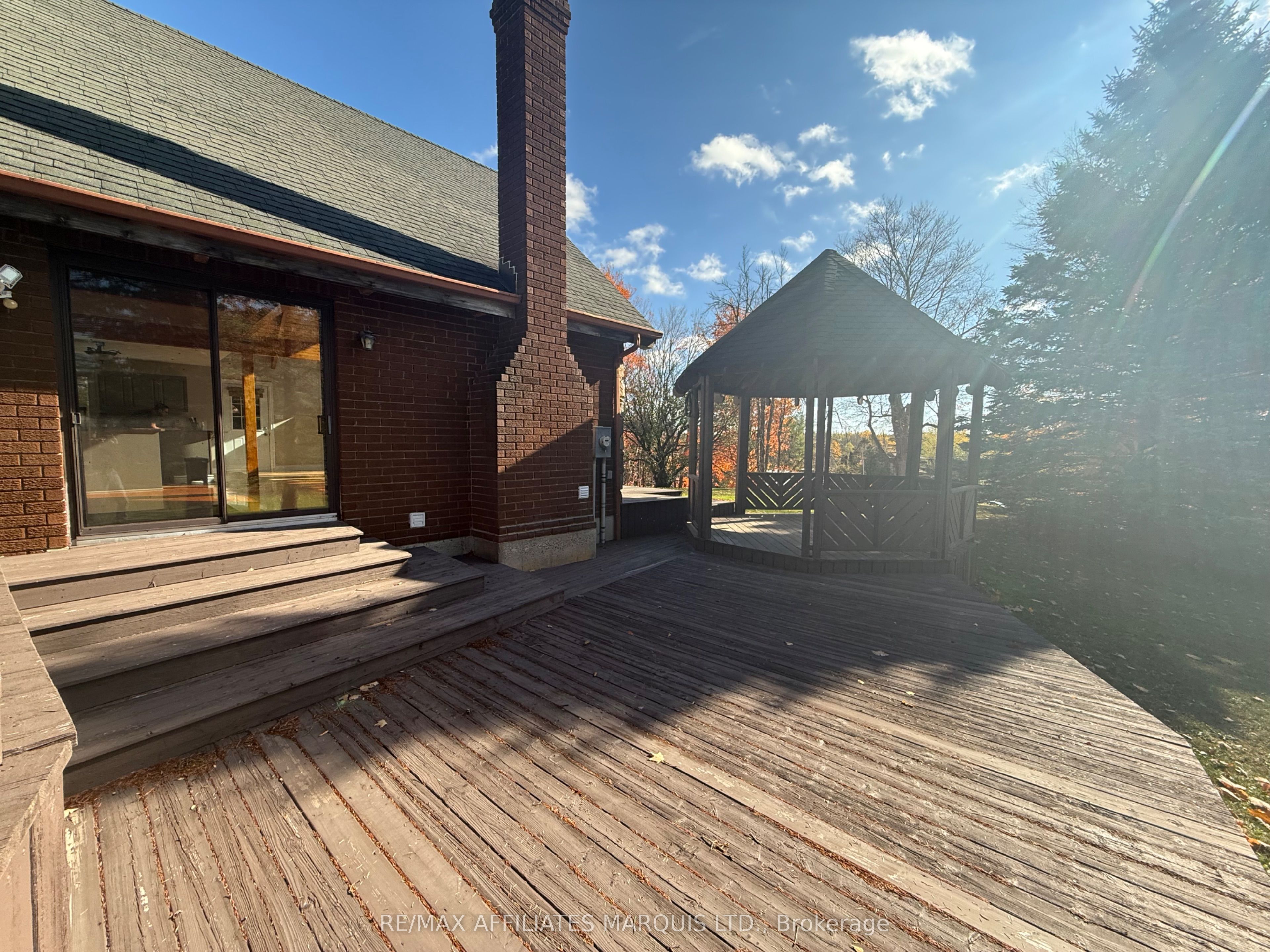 16855 County Rd 18 Road Property Photo 3