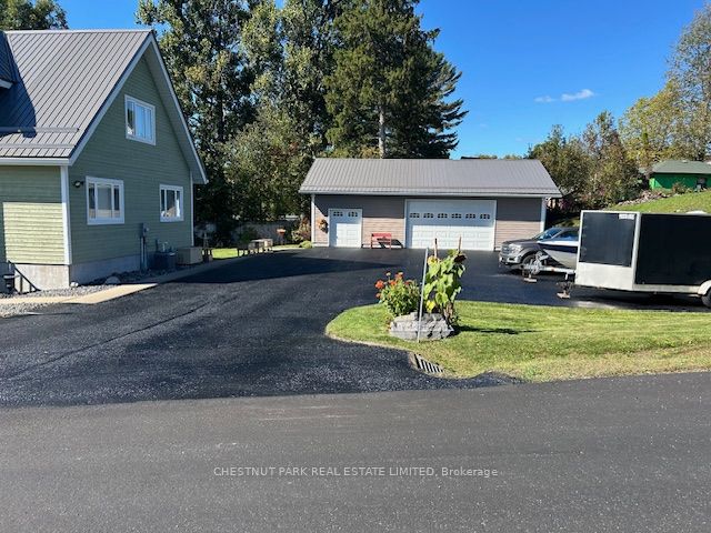 111 Wilson Lake Crescent Property Photo 25