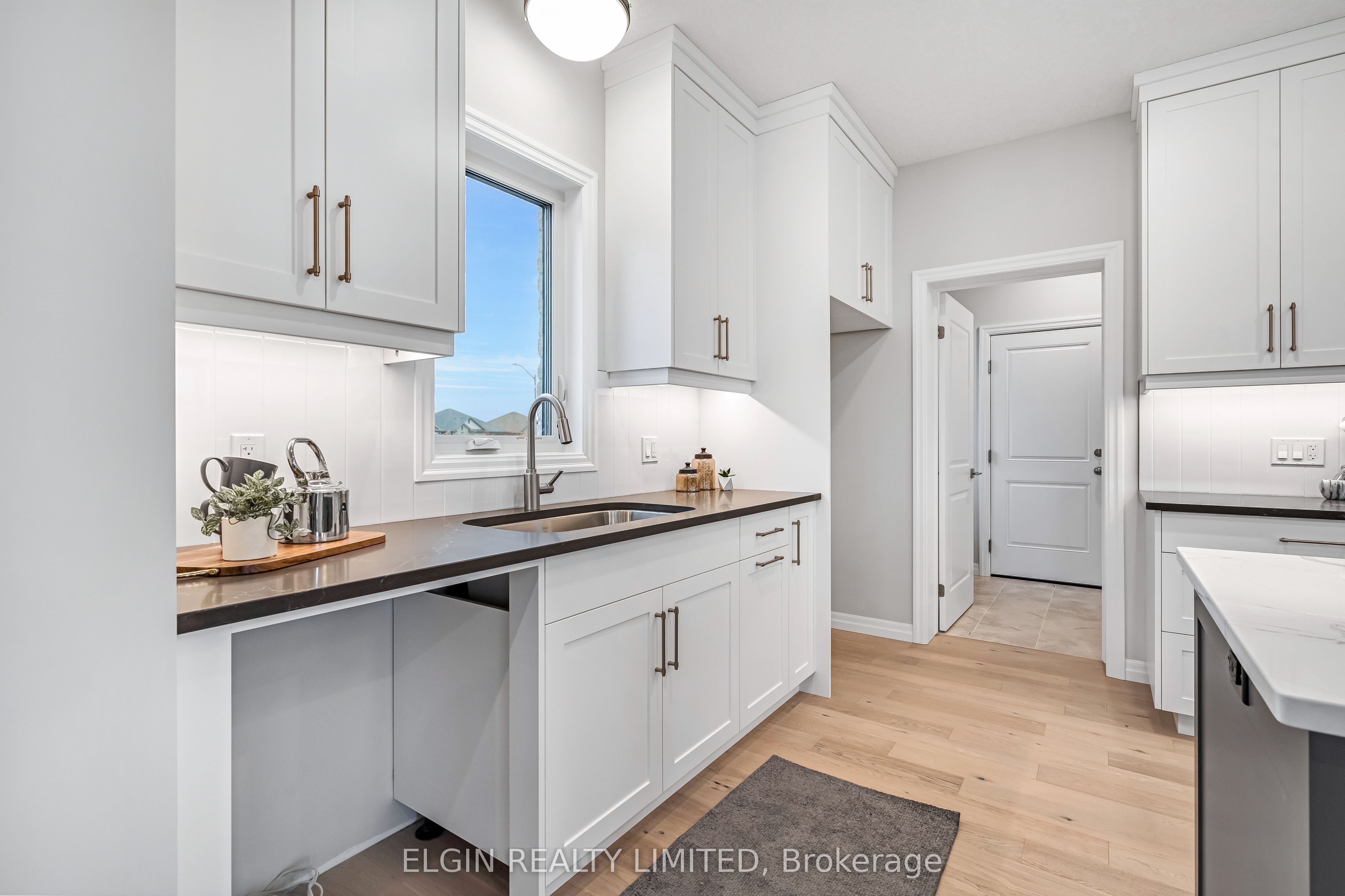 42212 Mcbain Line Property Photo 10