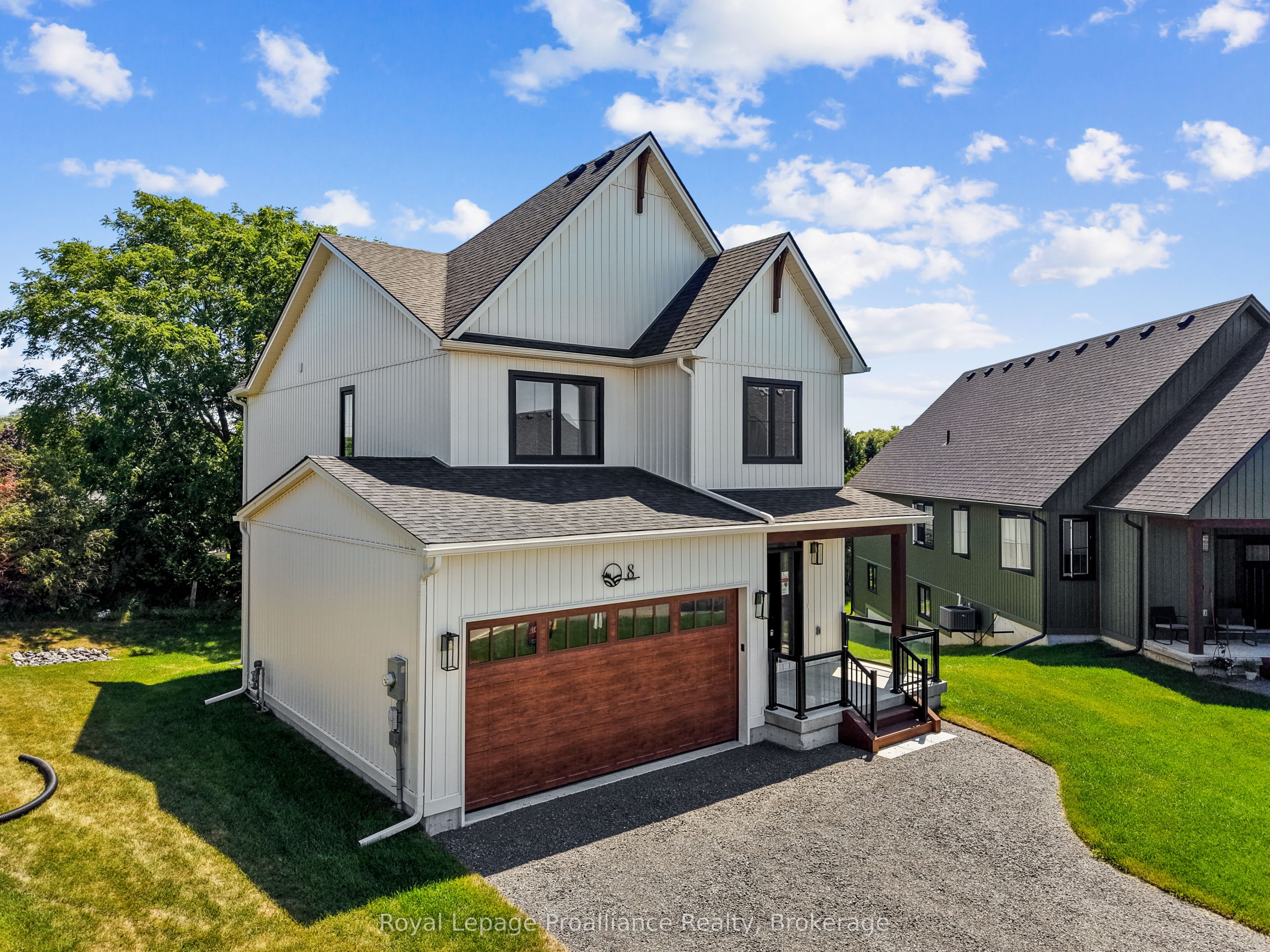 8 Merriman Court Property Photo 3