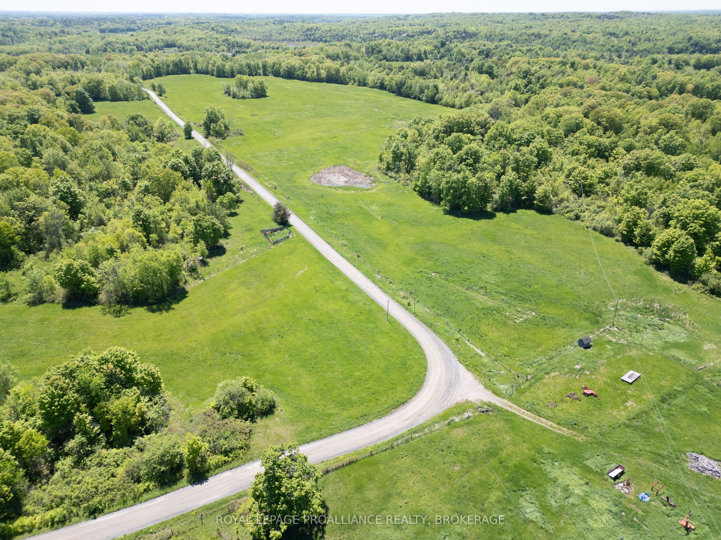 1122 Gananoque Lake Road Property Photo 8