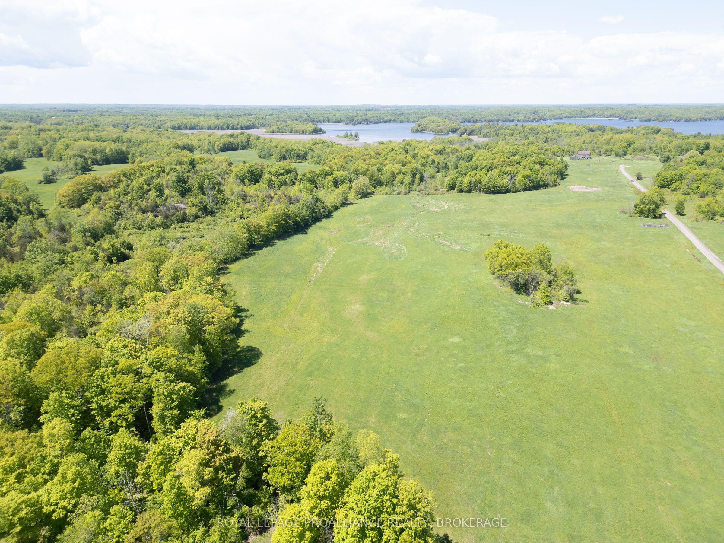 1122 Gananoque Lake Road Property Photo 9