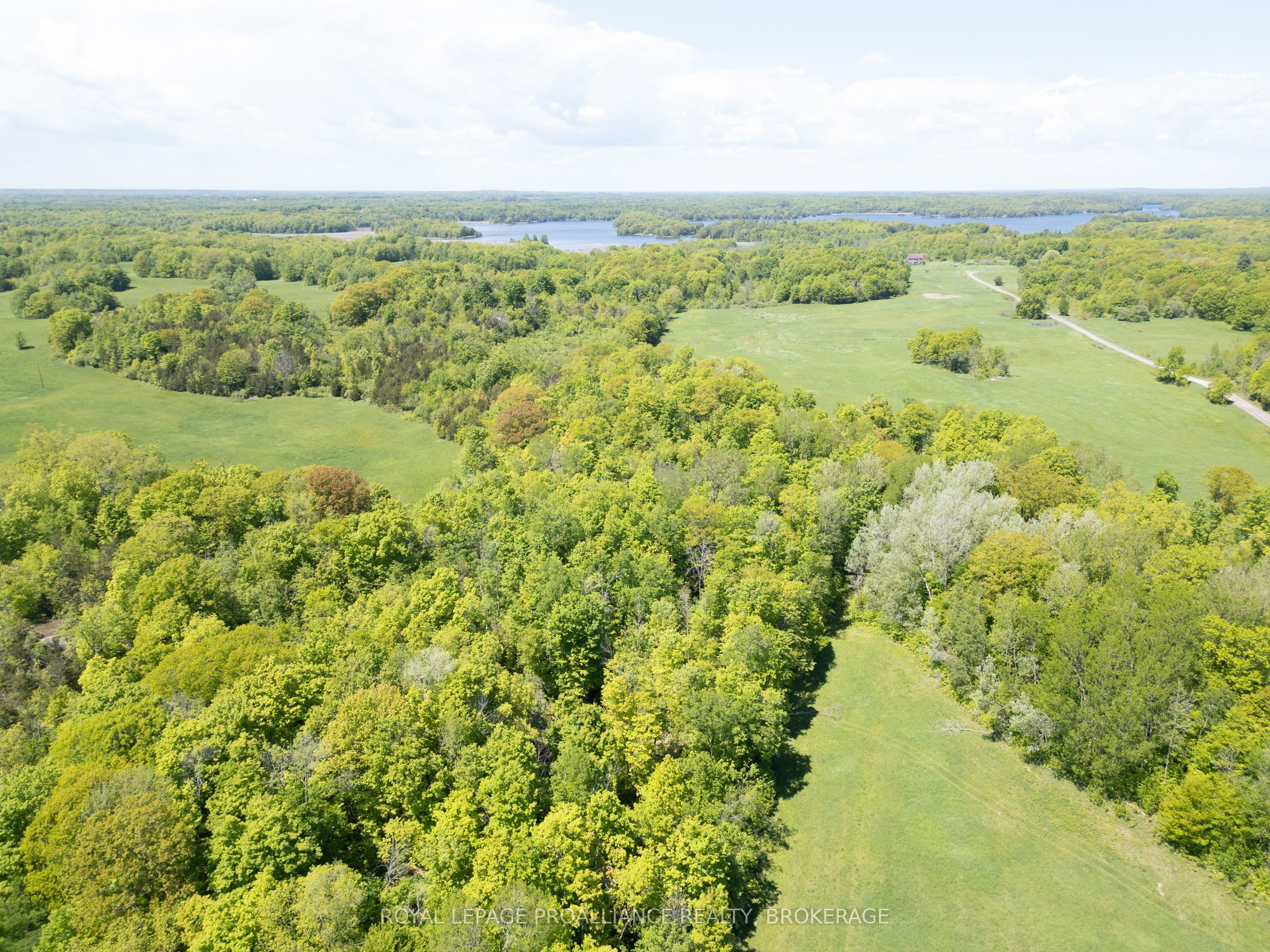 1122 Gananoque Lake Road Property Photo 10