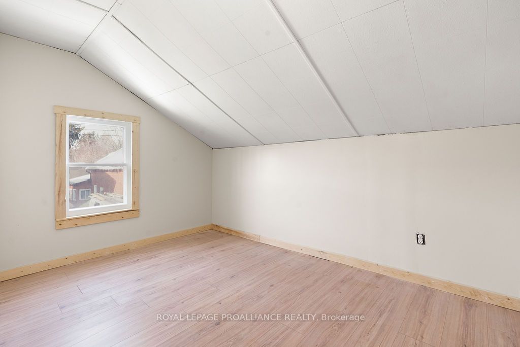 25 Thomas Street Property Photo 26