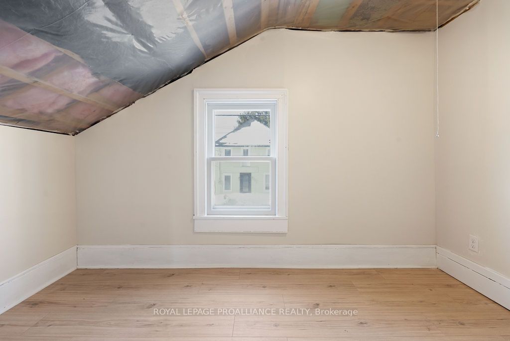 25 Thomas Street Property Photo 27