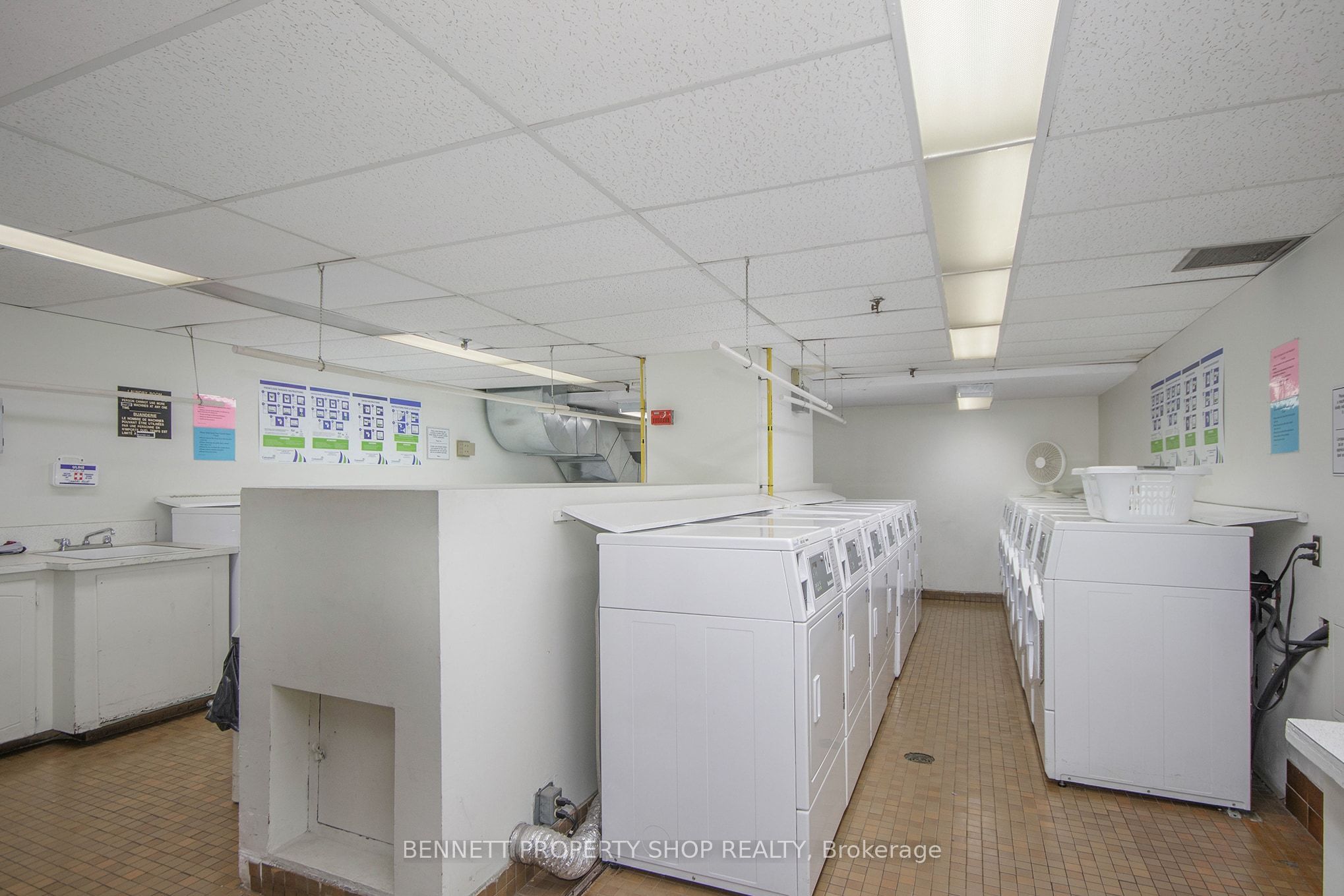 665 Bathgate Drive 2011 Property Photo 11