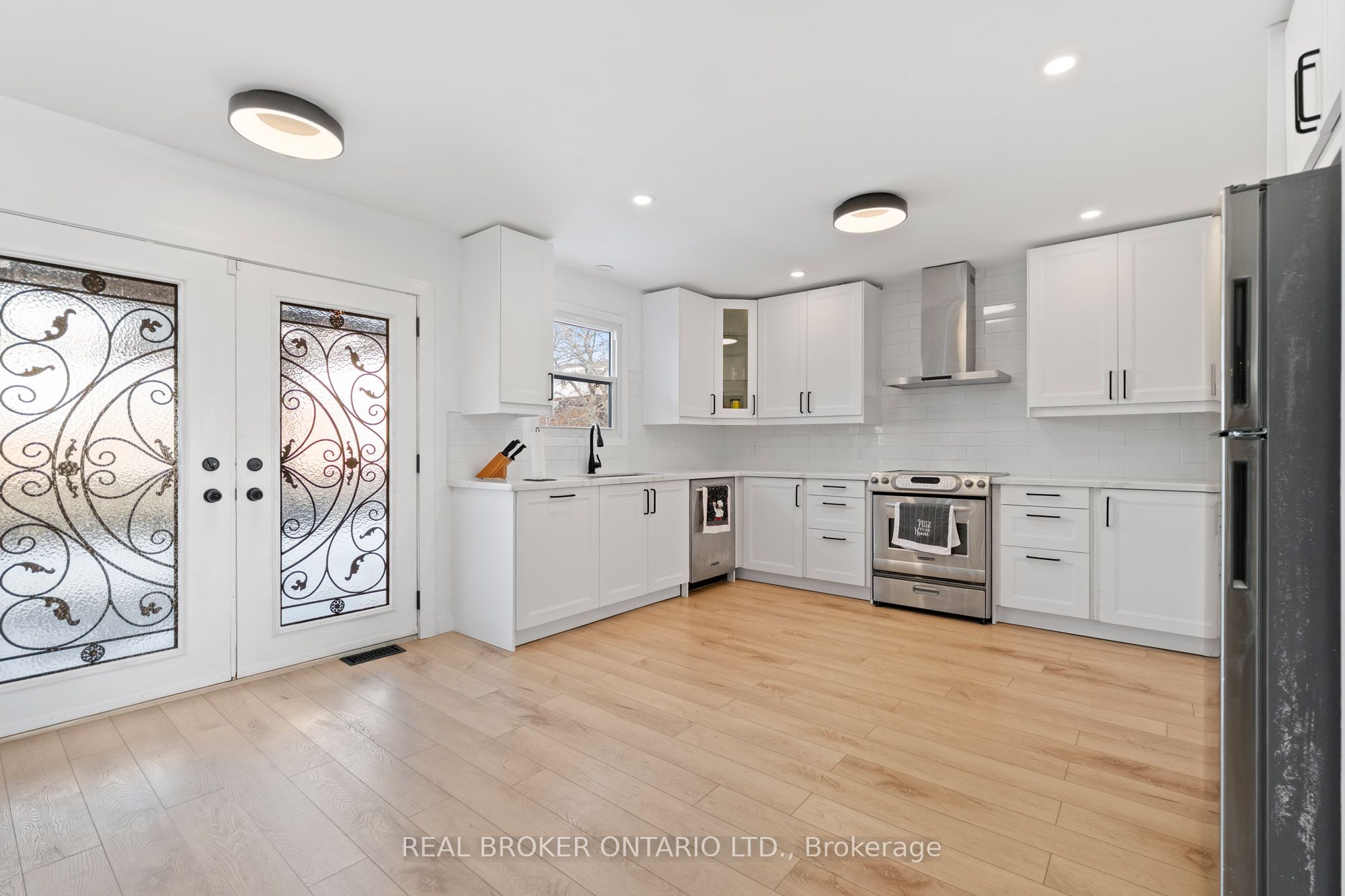 24 Keefer Road Property Photo 12