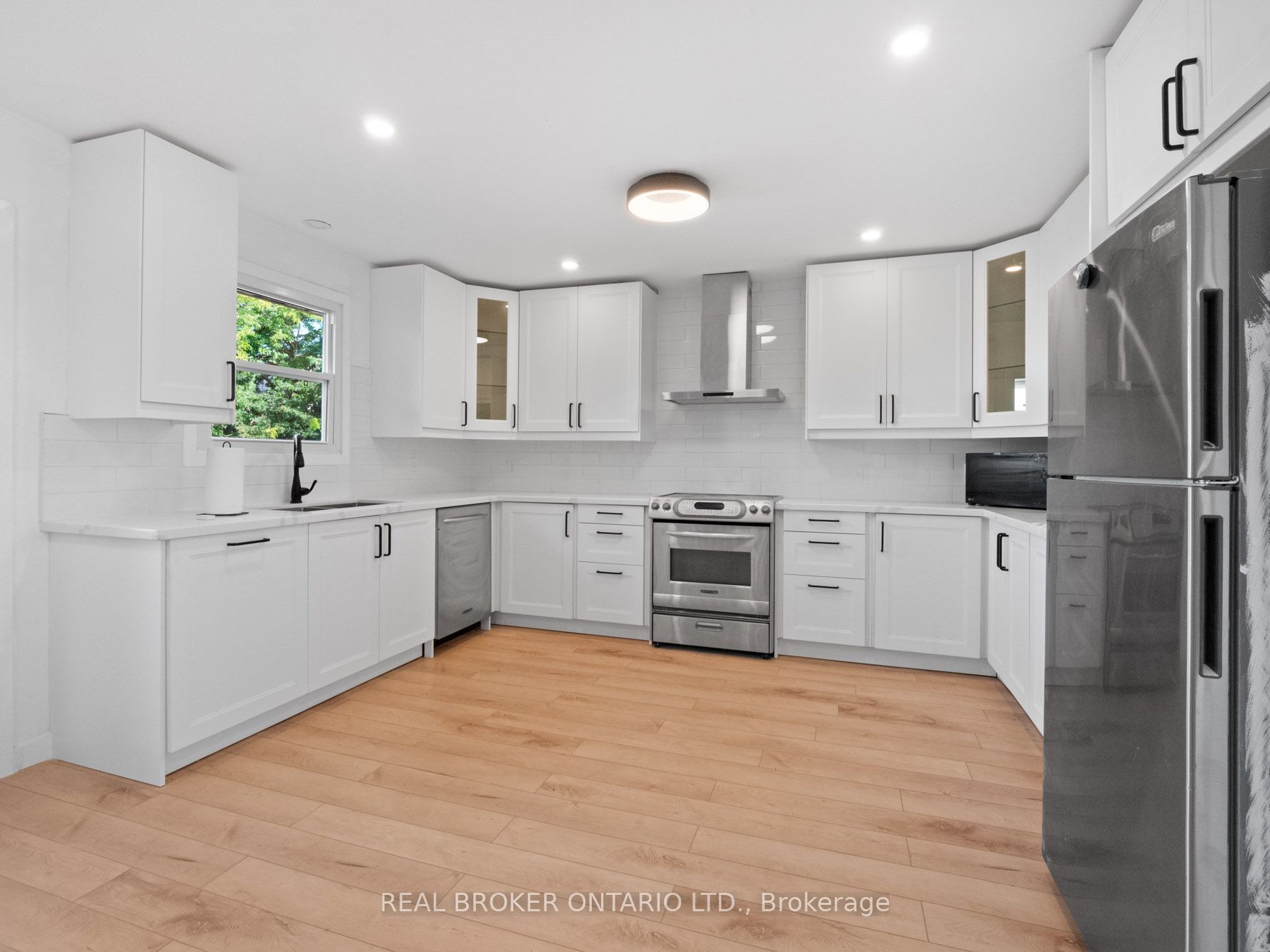24 Keefer Road Property Photo 16