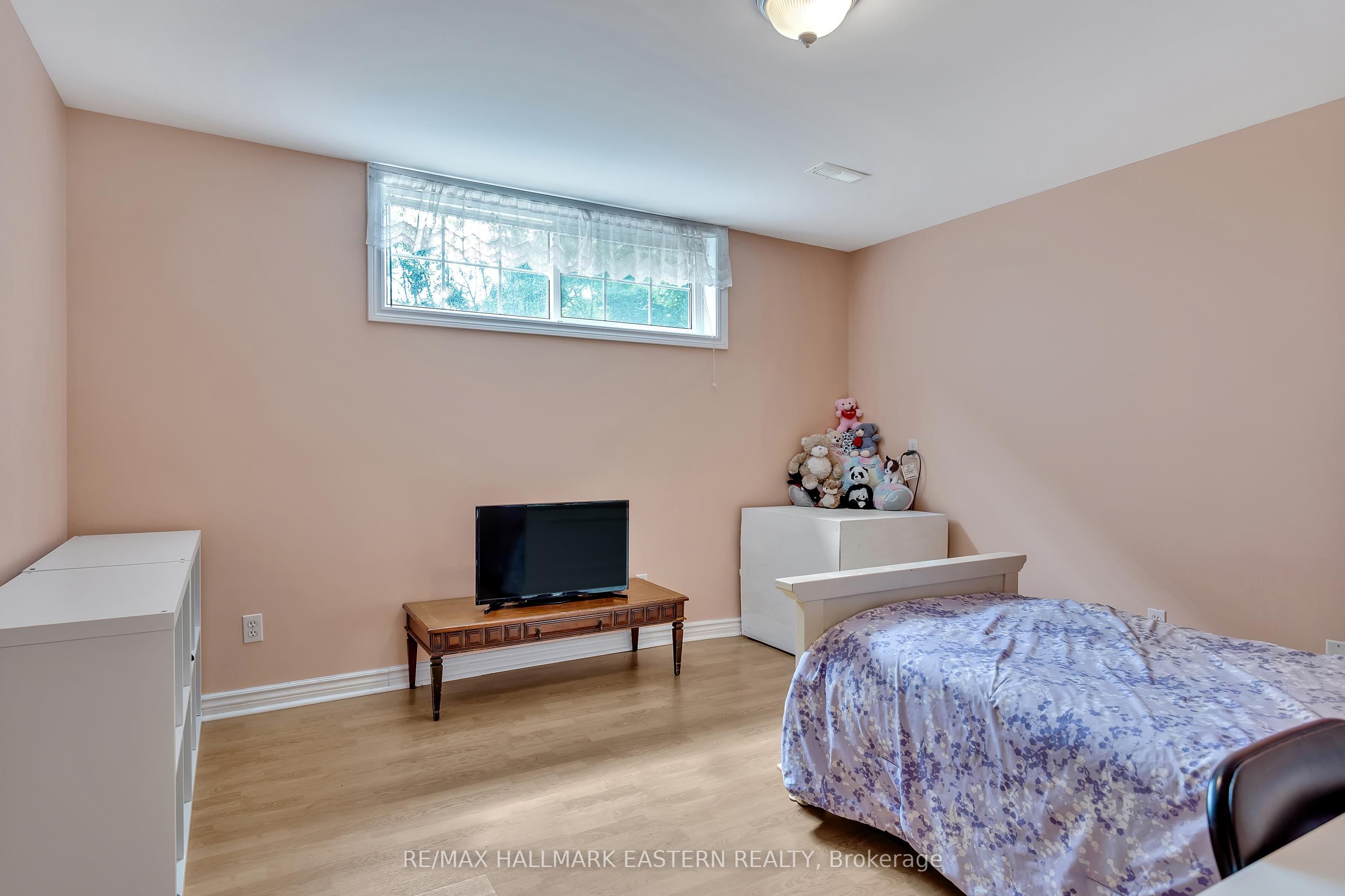 75 Oxford Street Property Photo 34