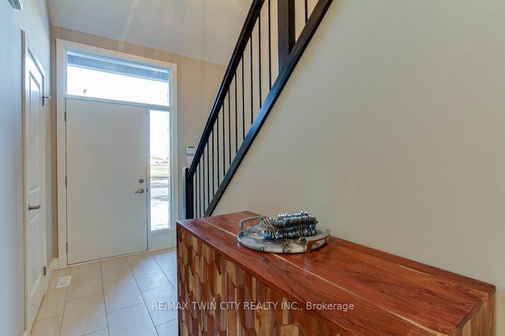 2100 Evans Boulevard Property Photo 3