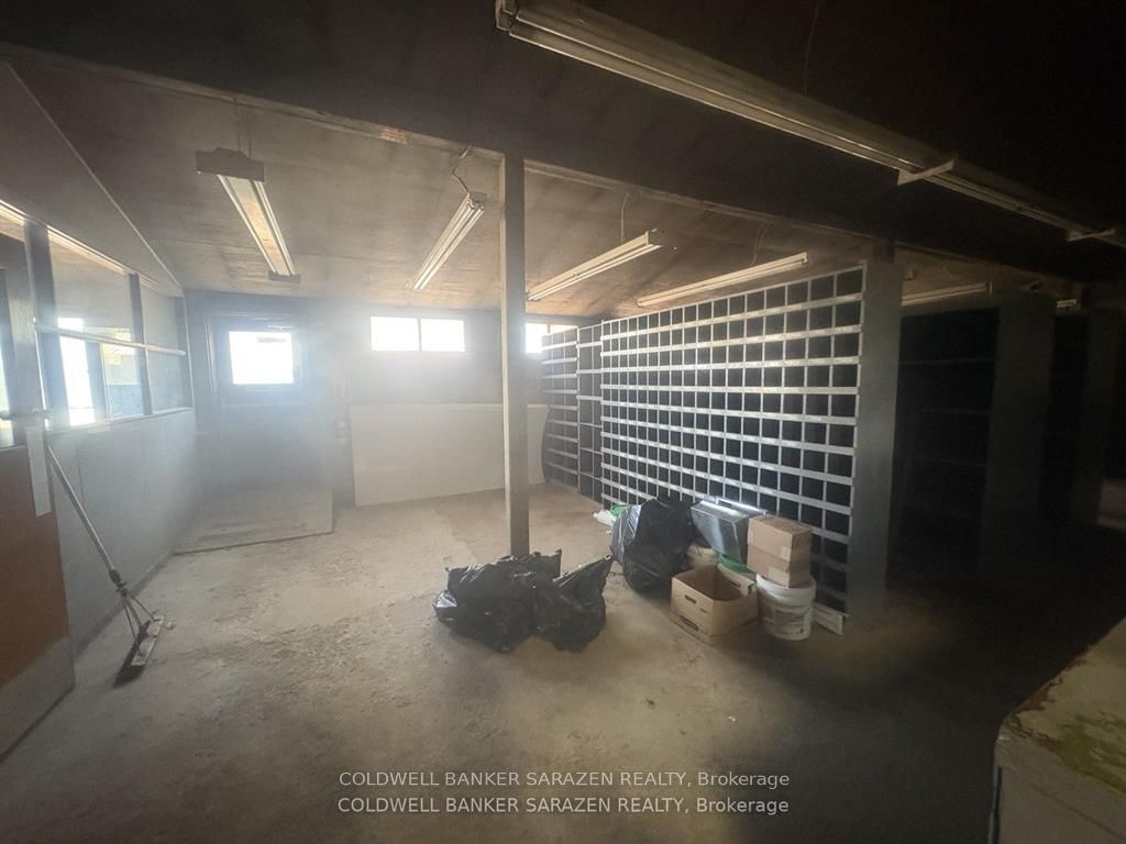 276 Madawaska Boulevard Property Photo 4