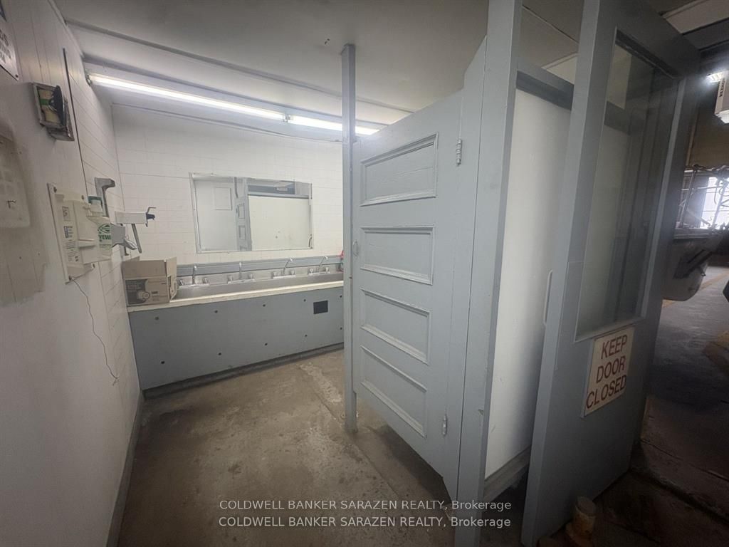276 Madawaska Boulevard Property Photo 6
