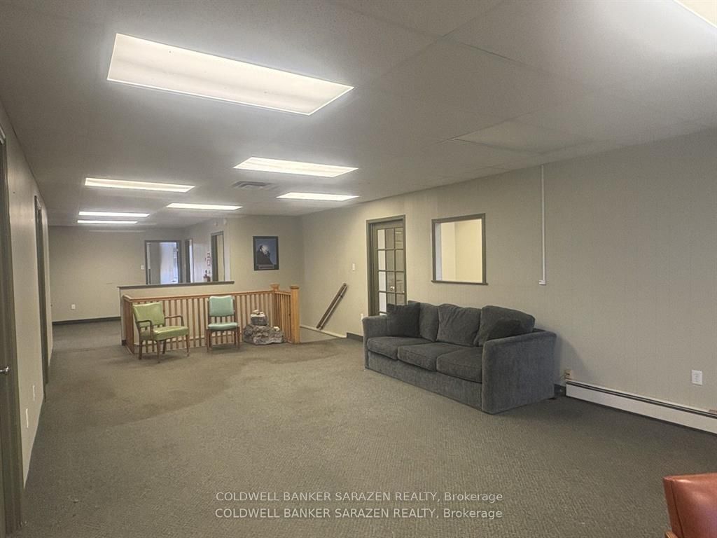 276 Madawaska Boulevard Property Photo 14