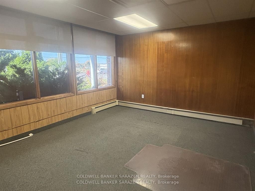 276 Madawaska Boulevard Property Photo 16