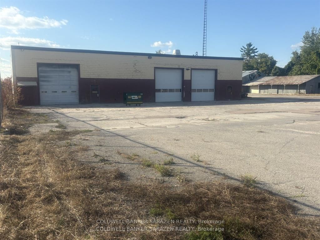 276 Madawaska Boulevard Property Photo 21