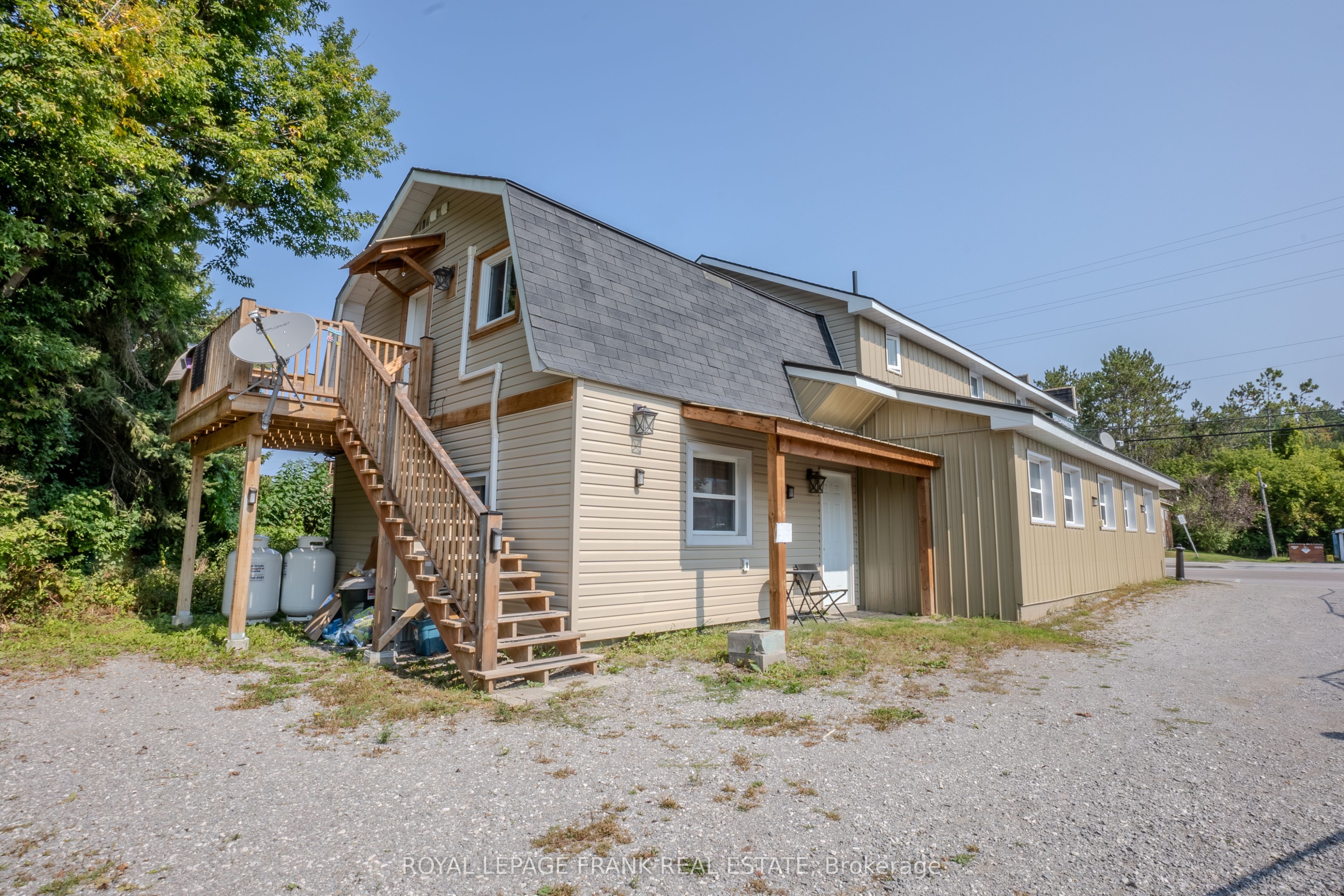 4075 County Rd 121 N Property Photo 4