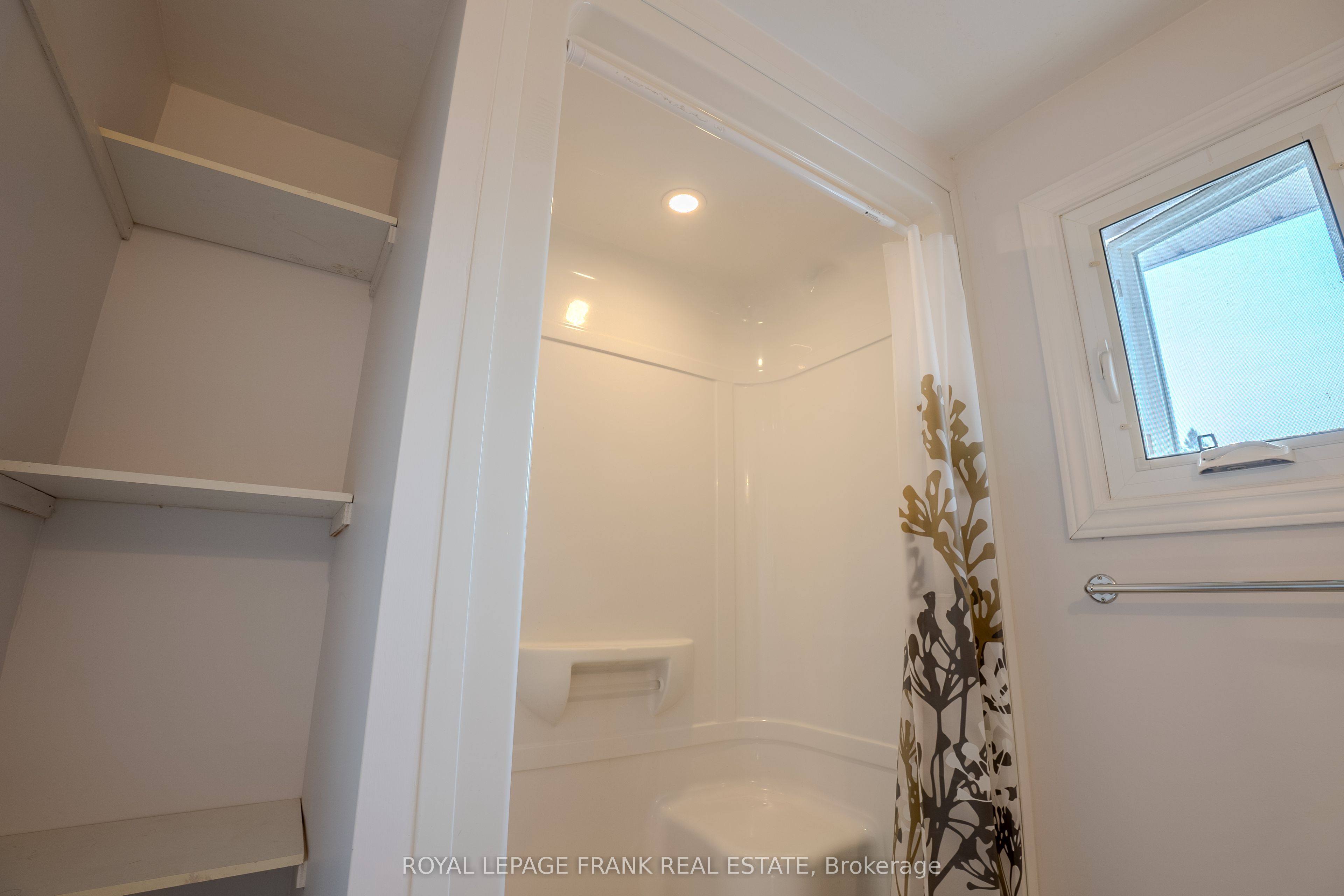 4075 County Rd 121 N Property Photo 16