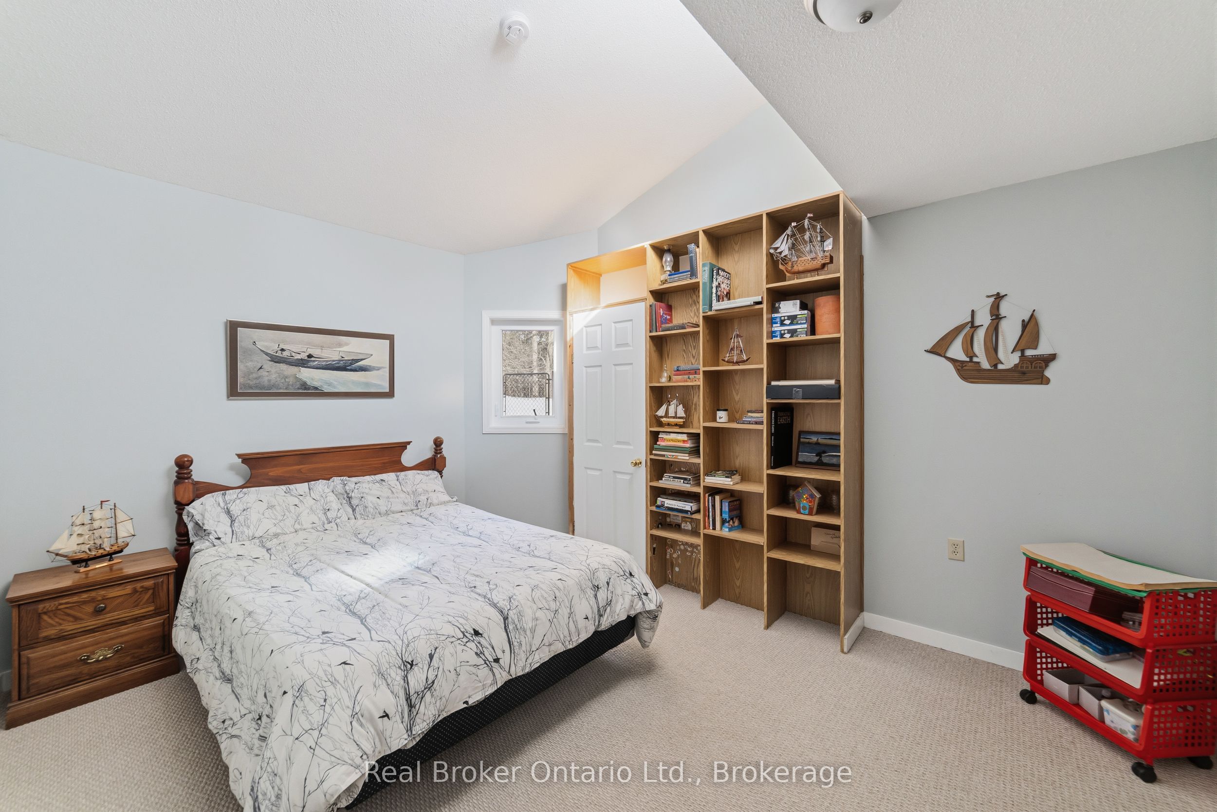 295 Brant Road Property Photo 16