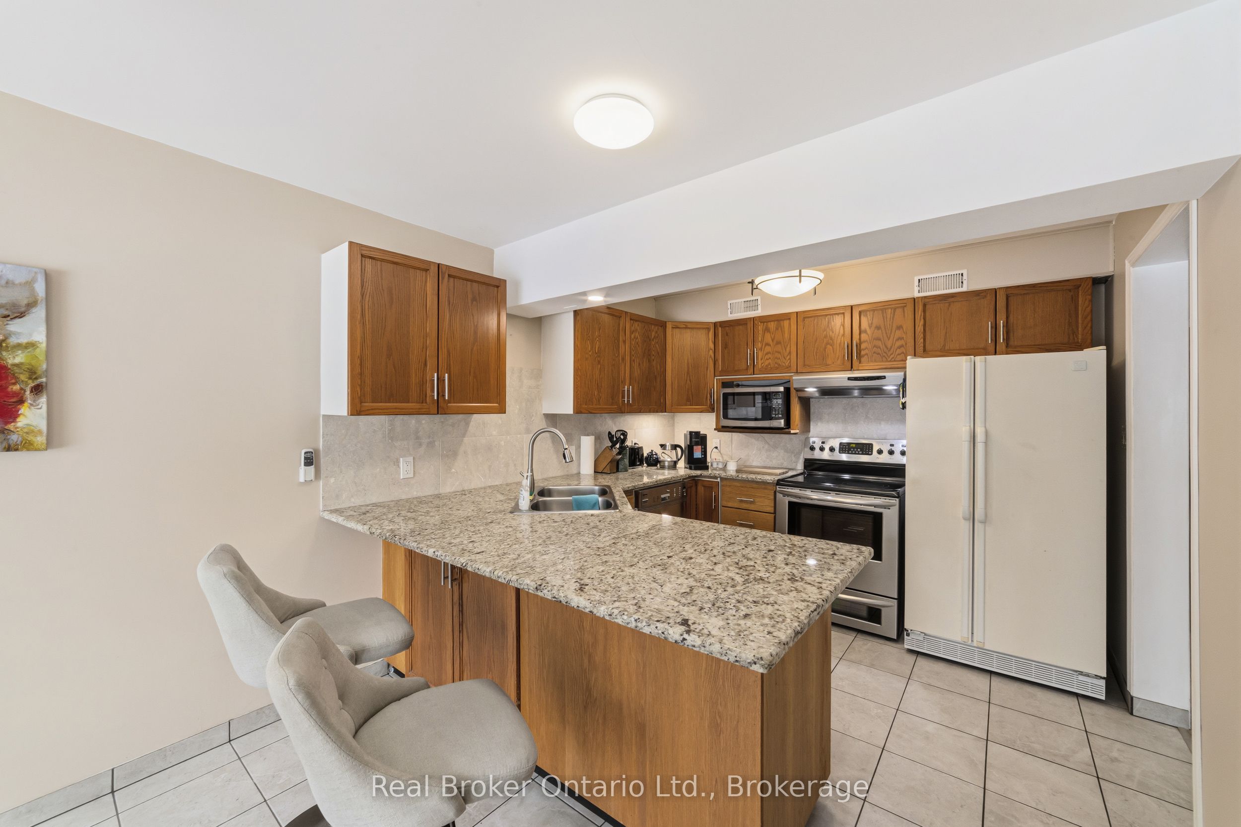 295 Brant Road Property Photo 31
