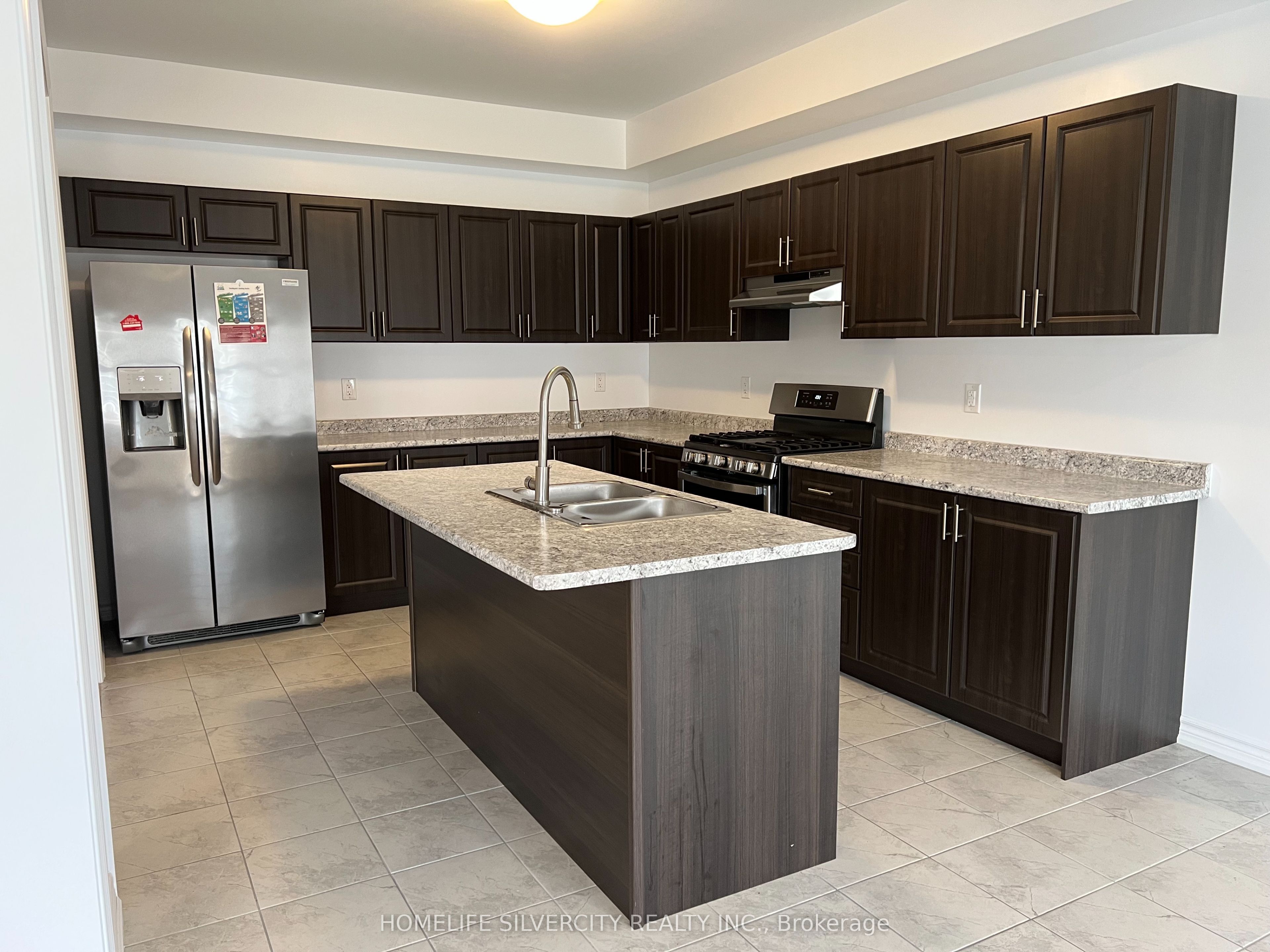 178 Seeley Avenue Property Photo 4
