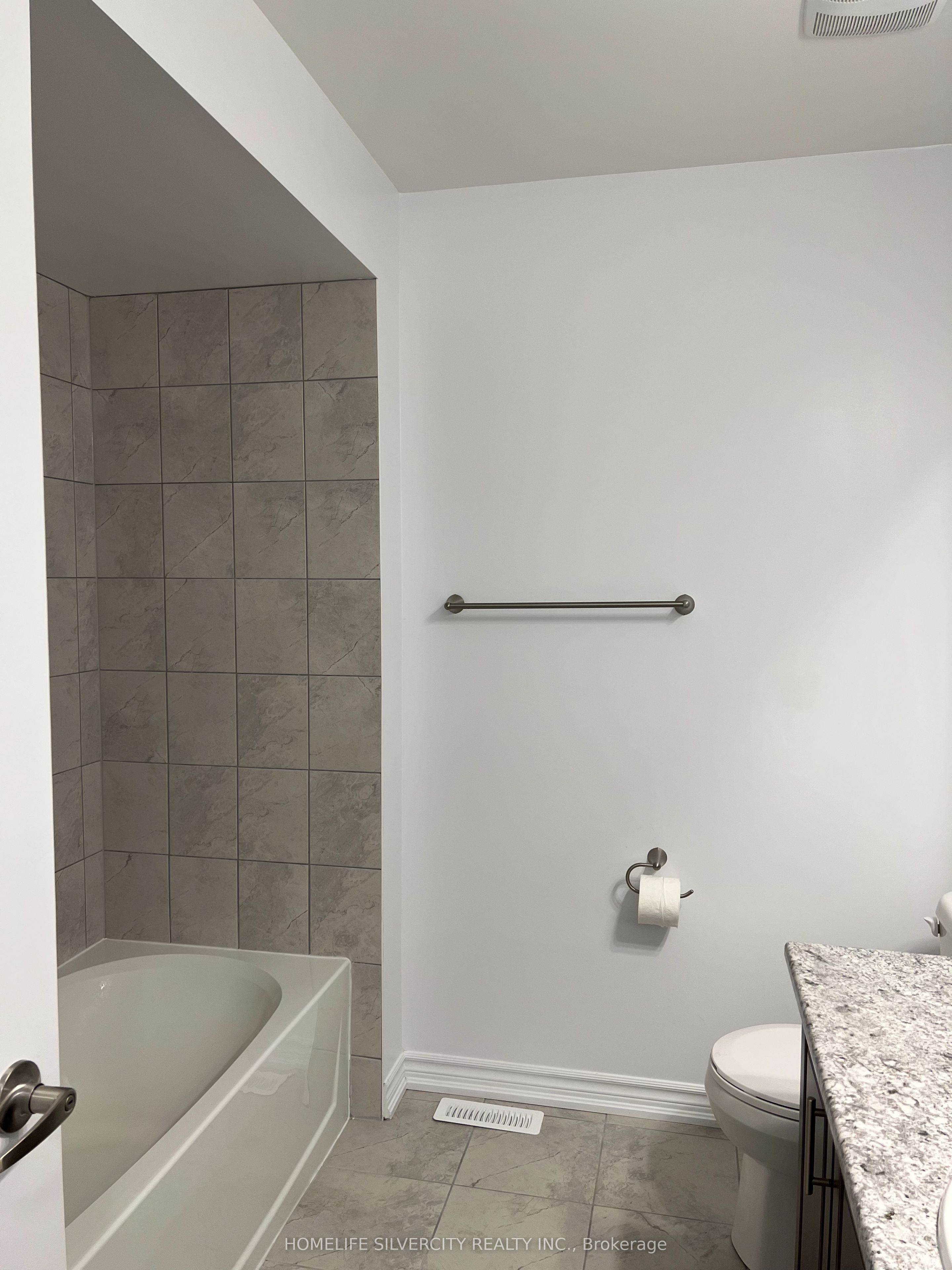 178 Seeley Avenue Property Photo 9