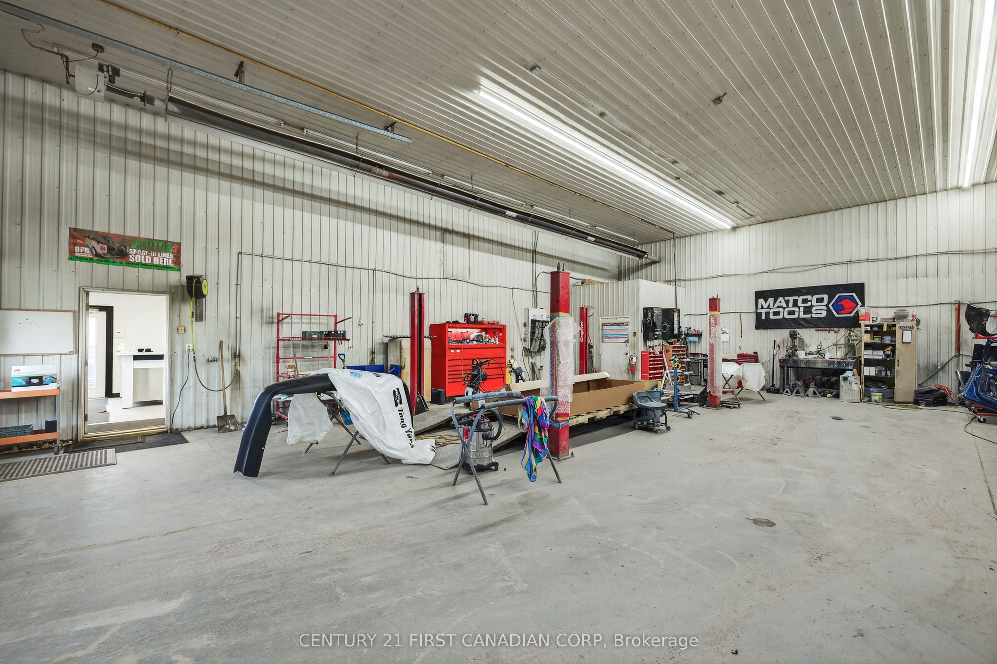 12353 Ridge Line Property Photo 7