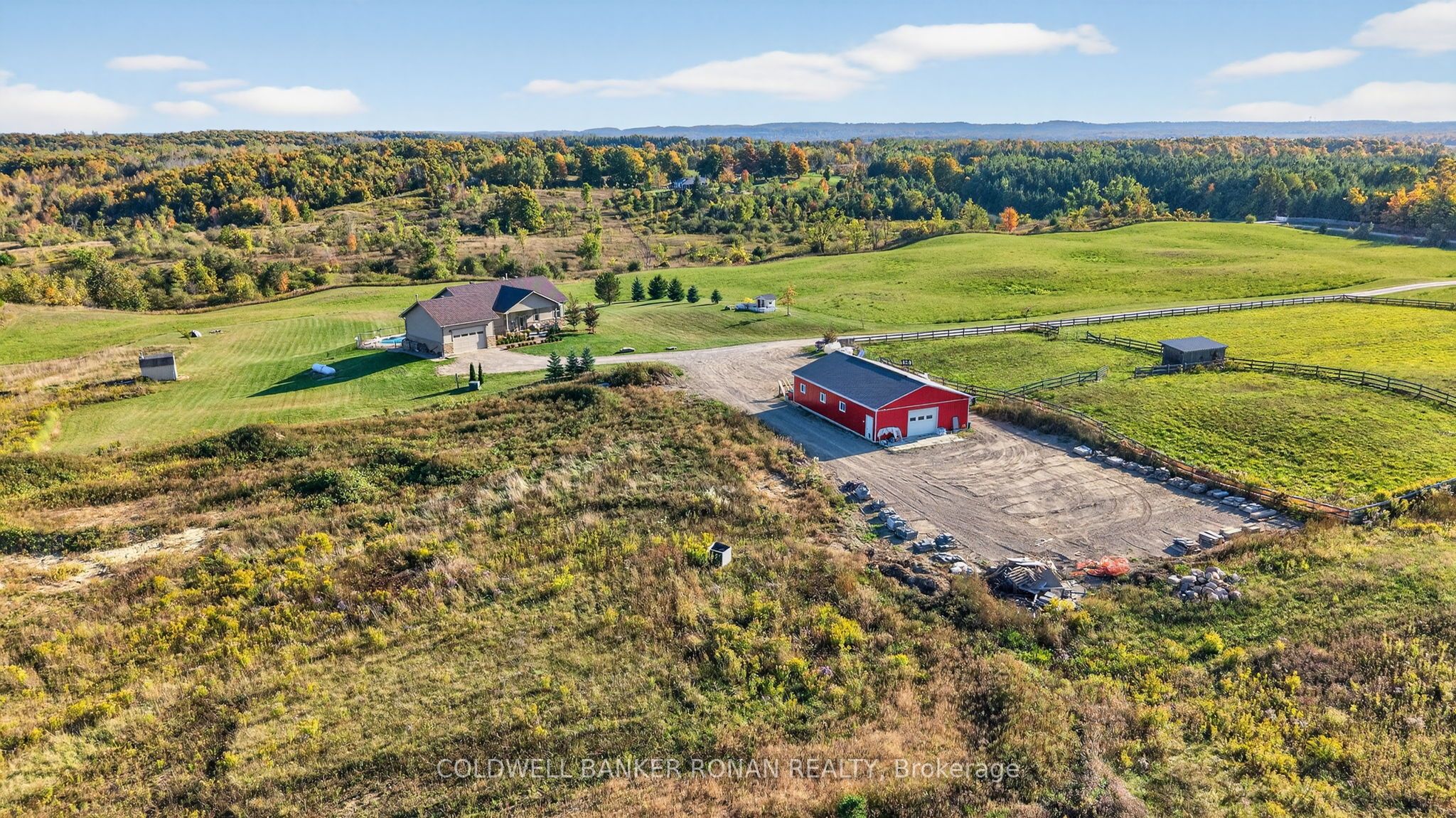 796271 3rd Line E Property Photo 3