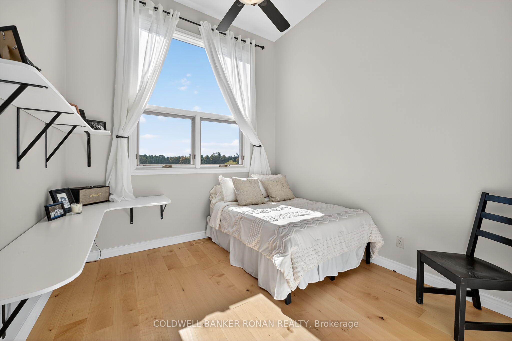 796271 3rd Line E Property Photo 19