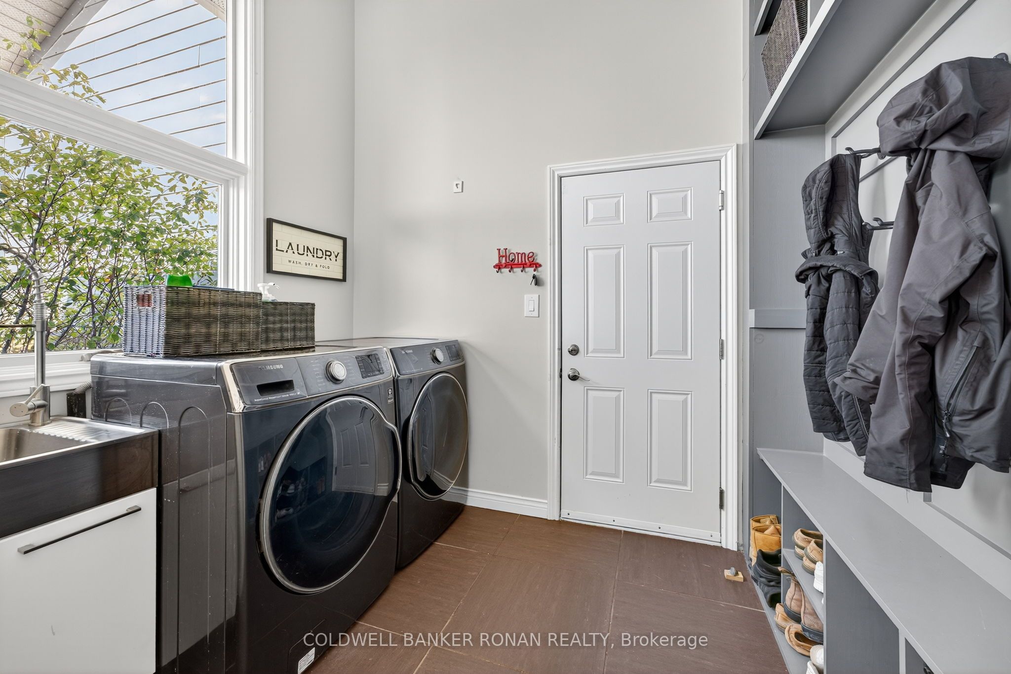 796271 3rd Line E Property Photo 21