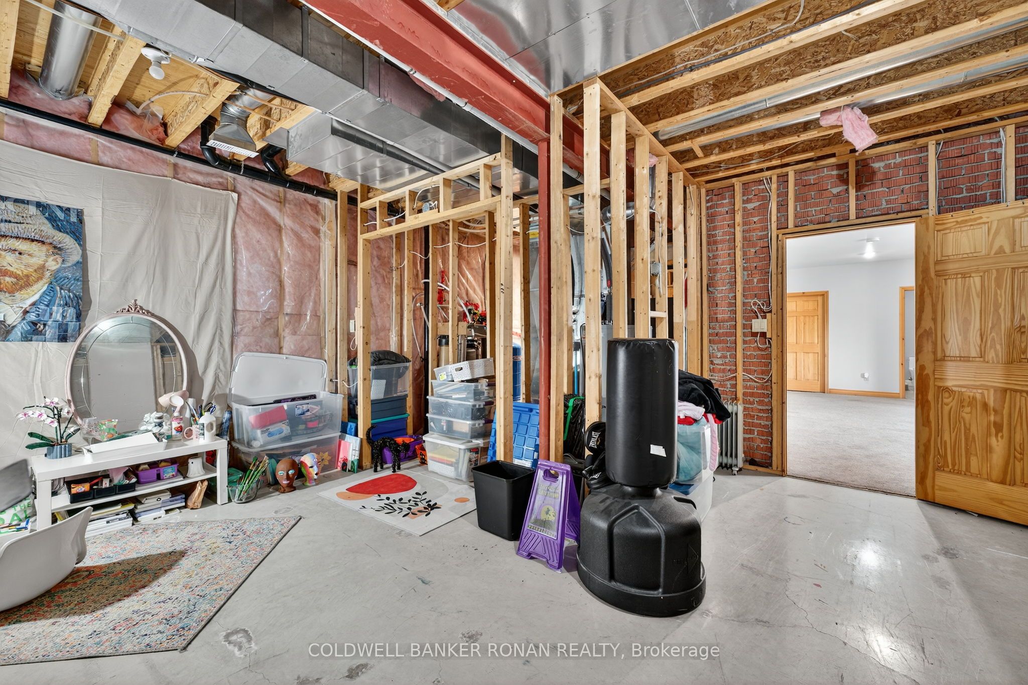 796271 3rd Line E Property Photo 26