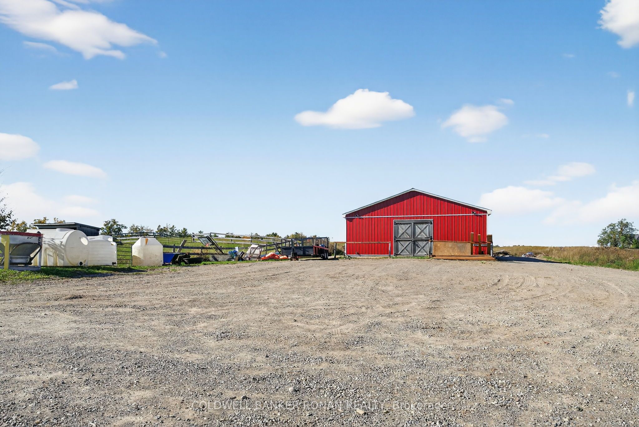 796271 3rd Line E Property Photo 32